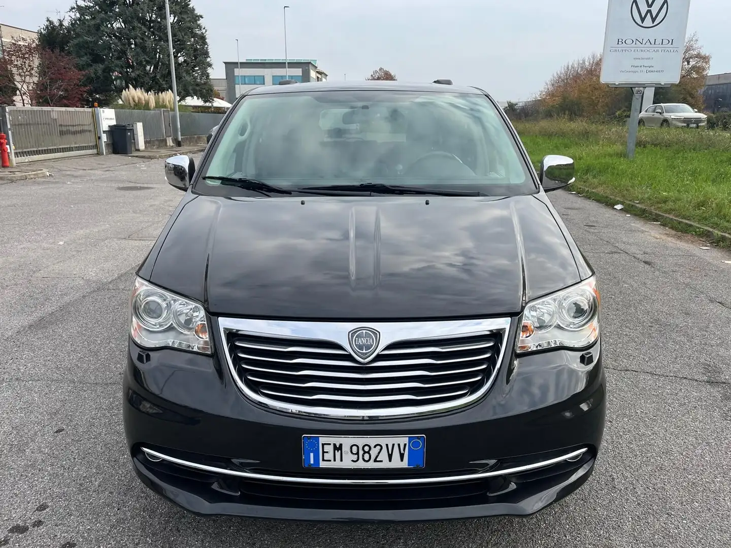 Lancia Voyager Voyager 2.8 Turbodiesel 163 CV Nero - 2