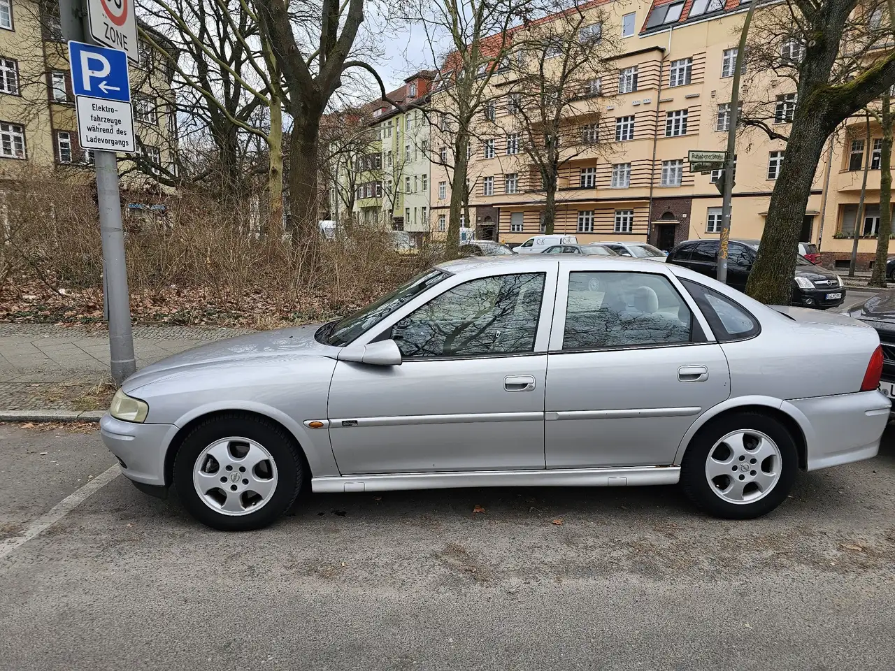 Opel Vectra 1.6 Edition 2000, foto 3
