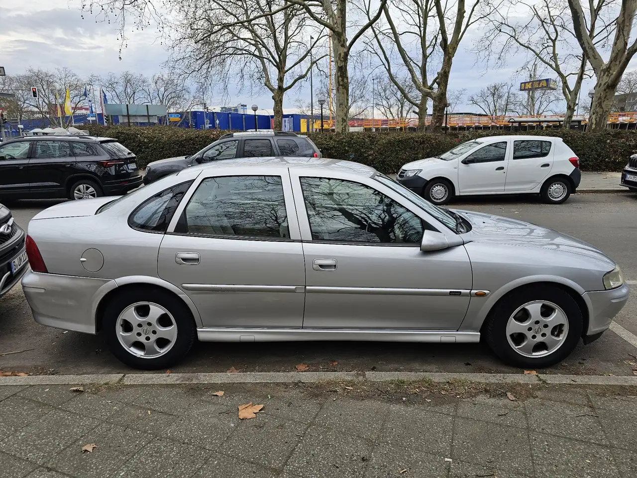 Opel Vectra 1.6 Edition 2000, foto 2