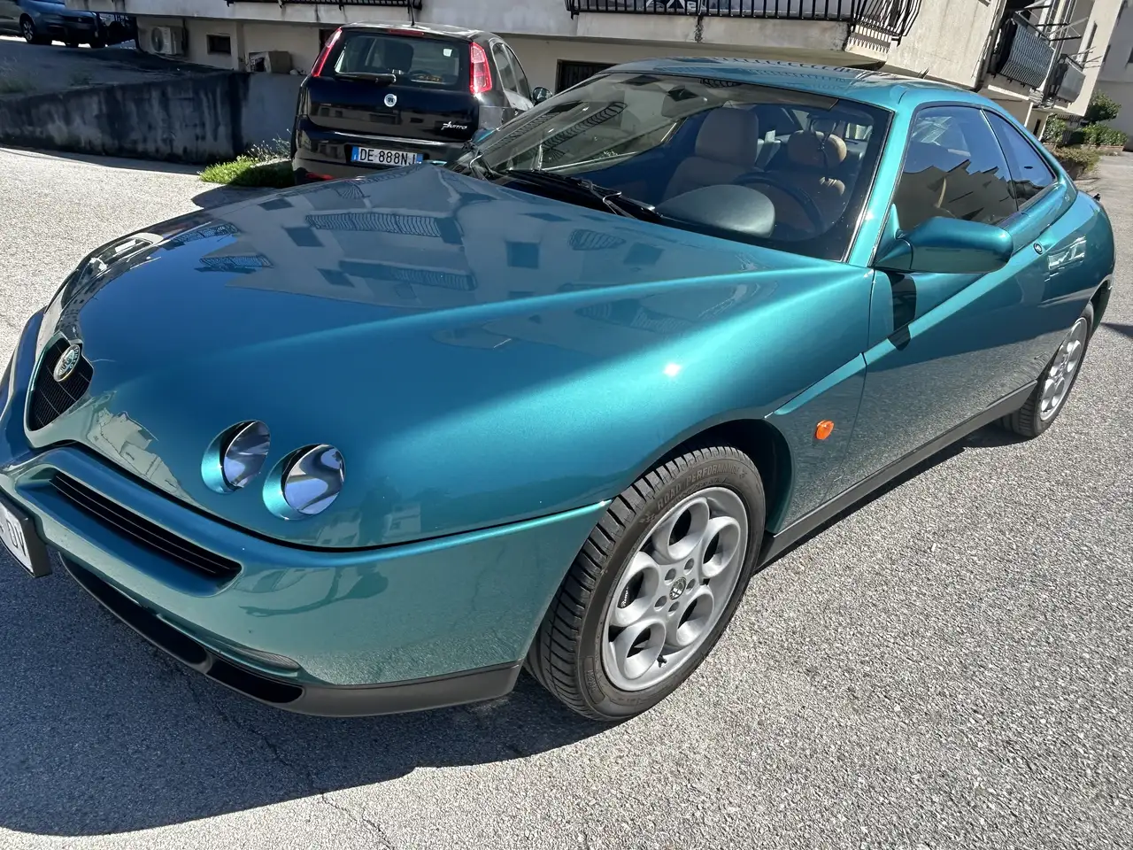 Alfa Romeo GTV 2.0 V6 tb, foto 1