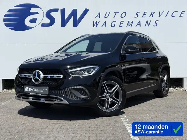 Mercedes-Benz GLA 200 Business Solution Luxury | Trekhaak | Ambient Ligh