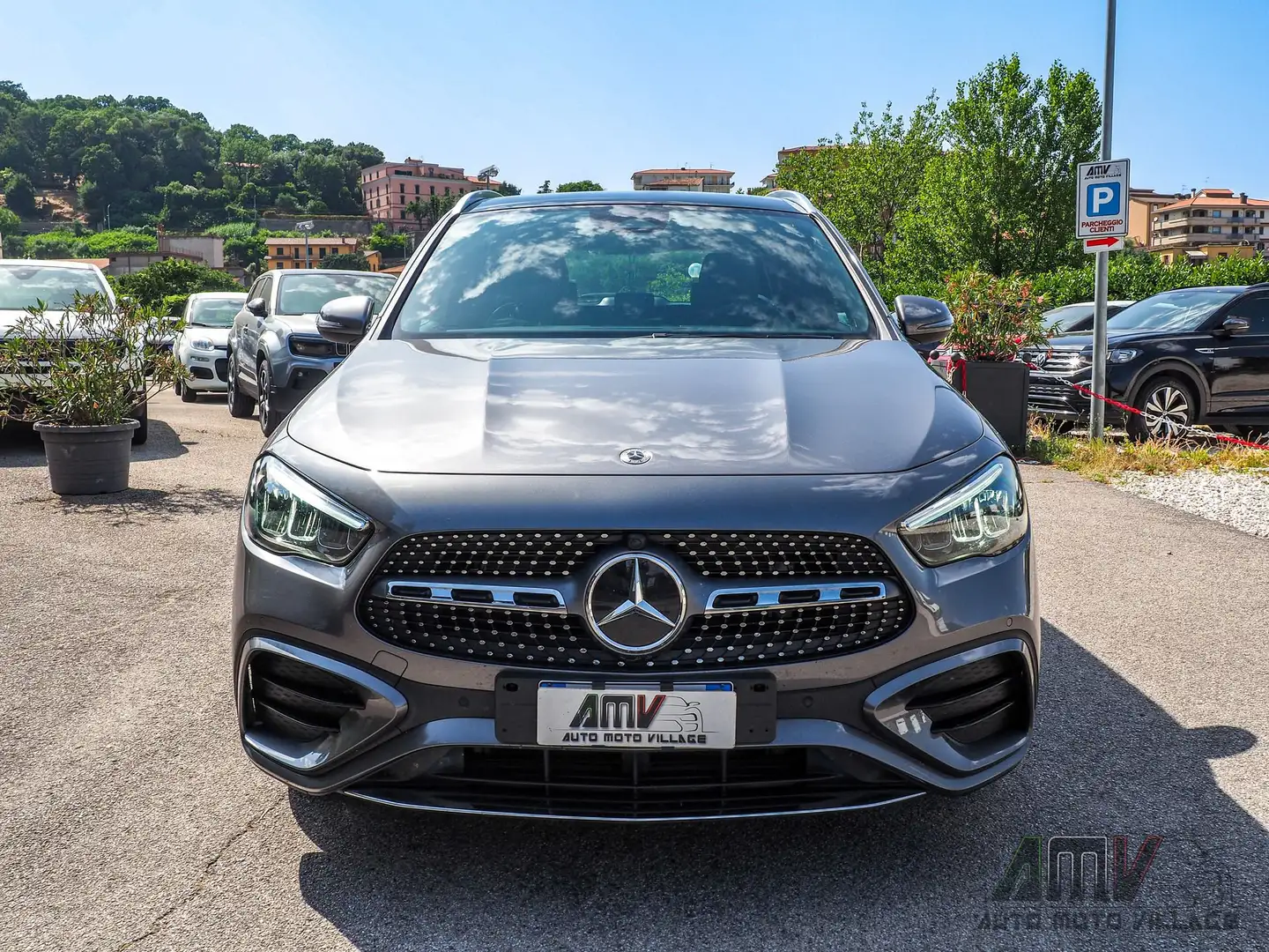 Mercedes-Benz GLA 200 GLA 200 d Automatic Premium Grigio - 2