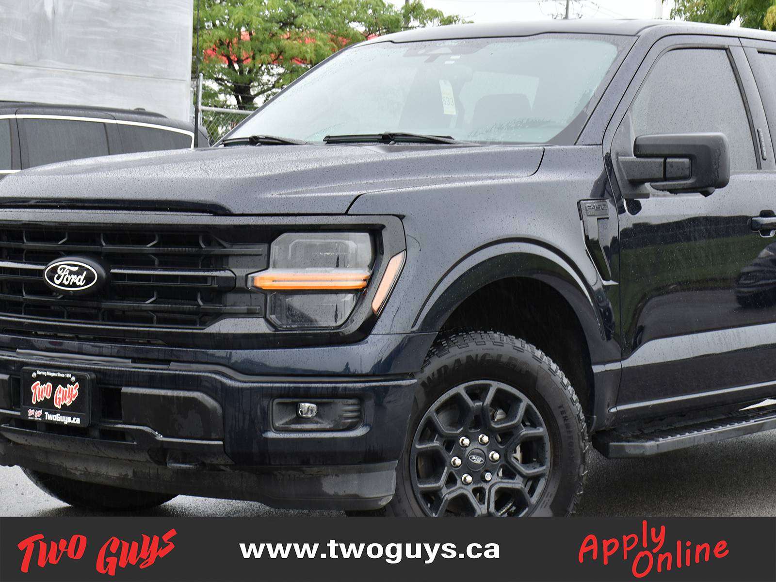2024 Ford F-150 SuperCrew XLT photo 2