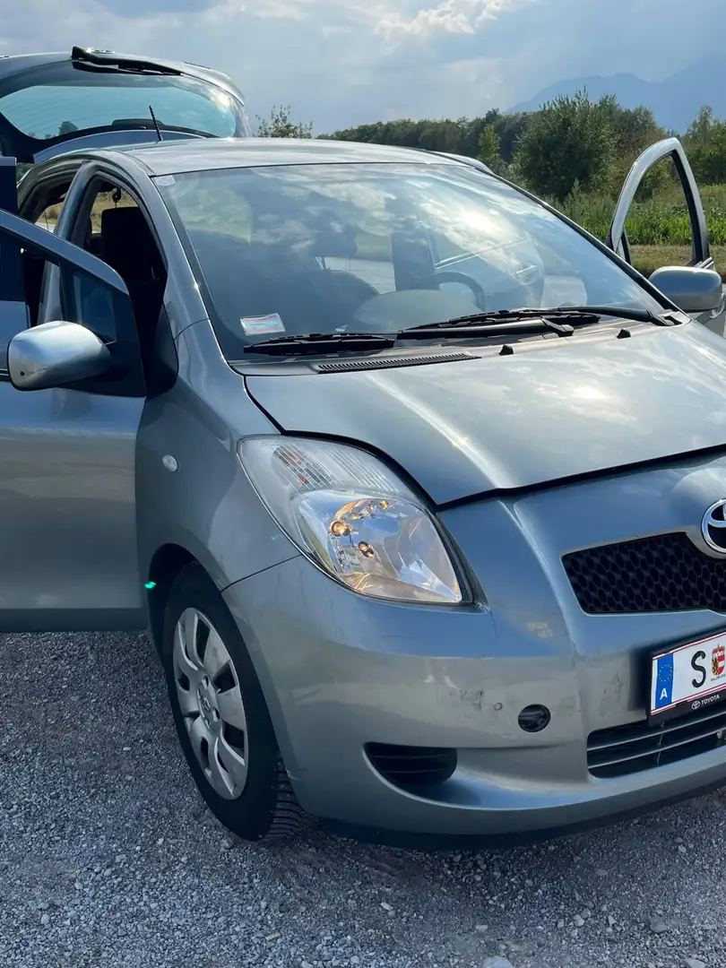 Toyota Yaris 1,3 VVT-i Linea Sol - 1