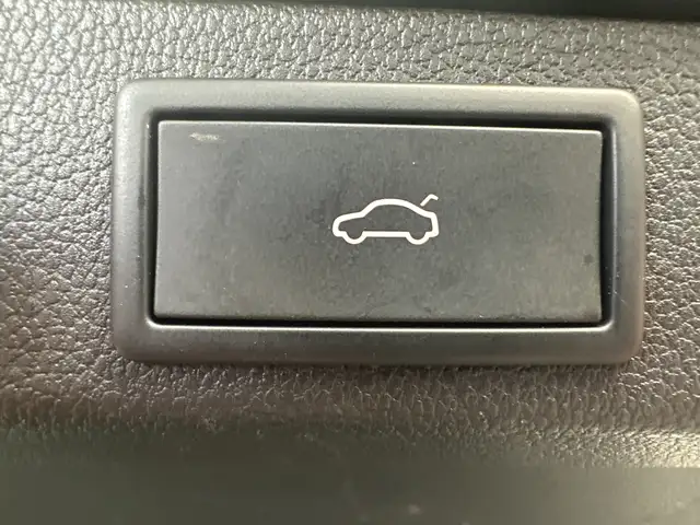 Skoda Superb view 9