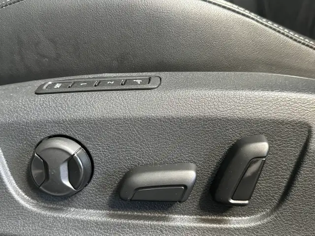 Skoda Superb view 11