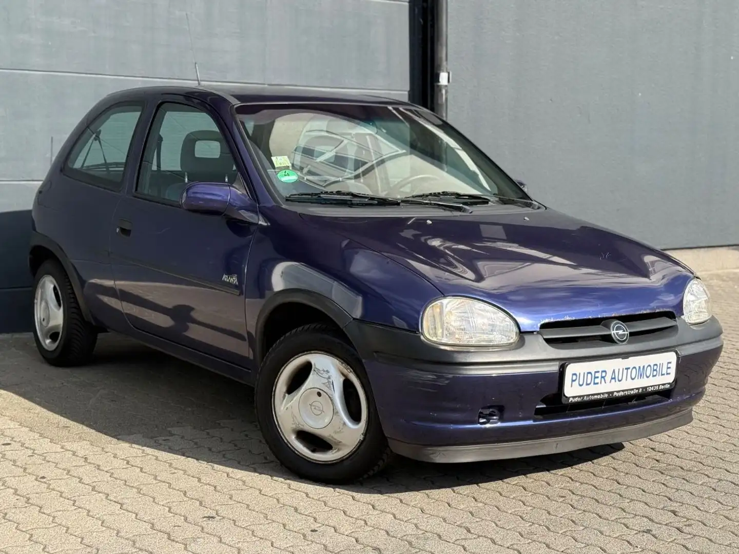 Opel Corsa B 1.4 Atlantis Automatik 1.Hand Schiebdach Blau - 1