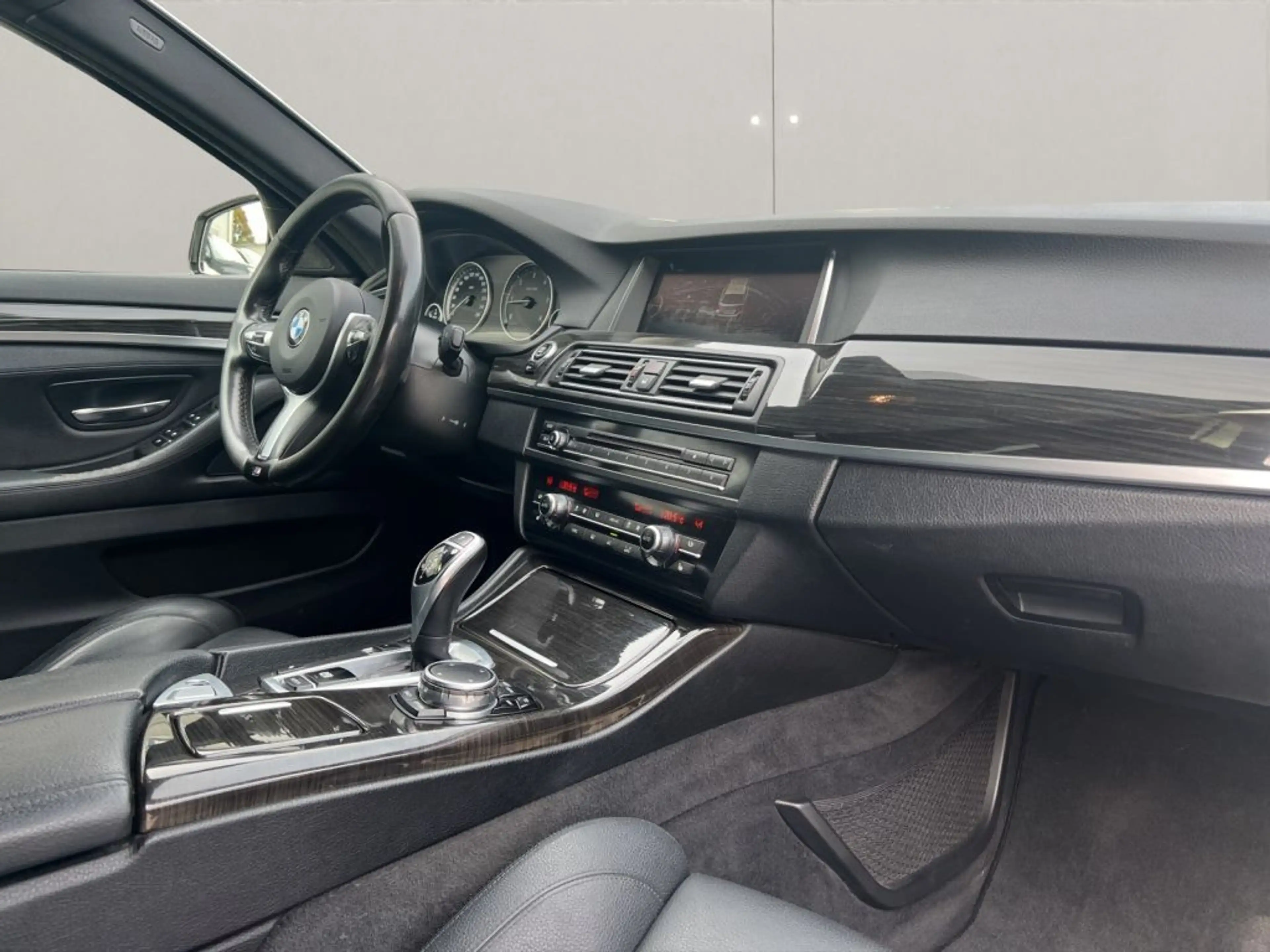 BMW 525 d Touring Sport-Aut. M-SPORTPAKET+NAVI+KLIMA+ — photo 14