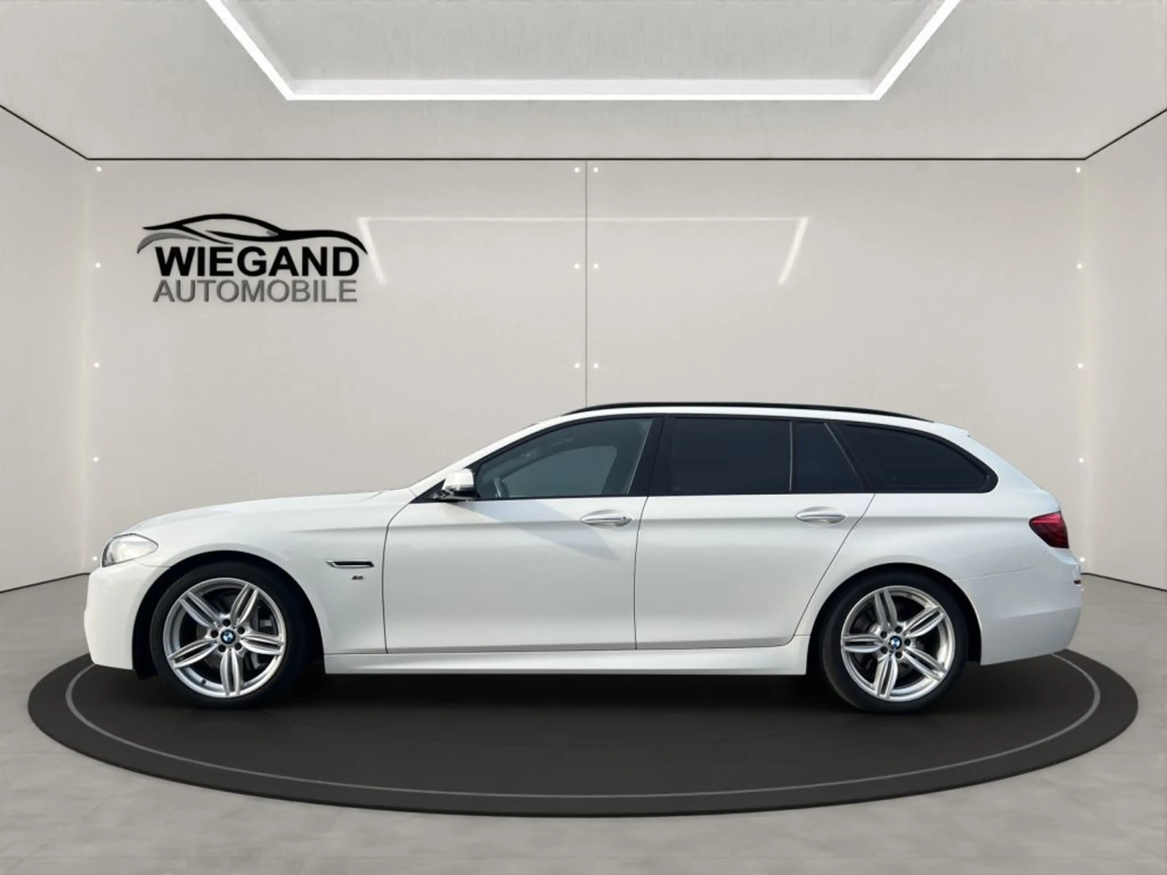 BMW 525 d Touring Sport-Aut. M-SPORTPAKET+NAVI+KLIMA+ — photo 2