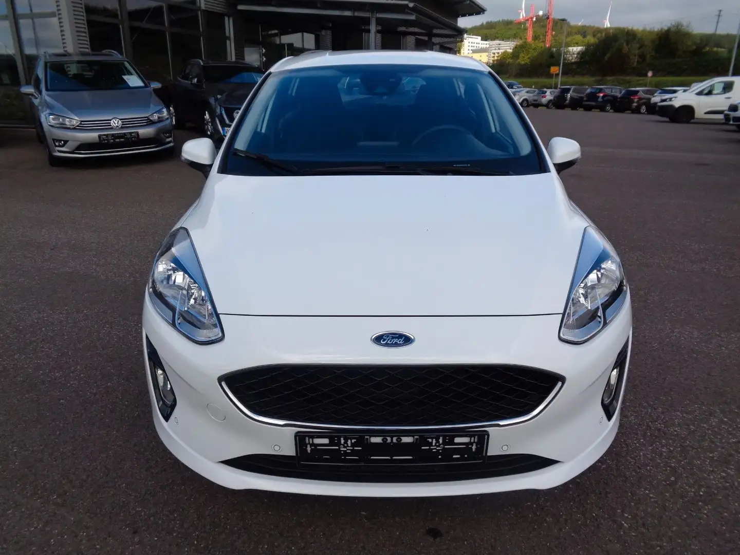 Ford Fiesta Cool & Connect Weiß - 2