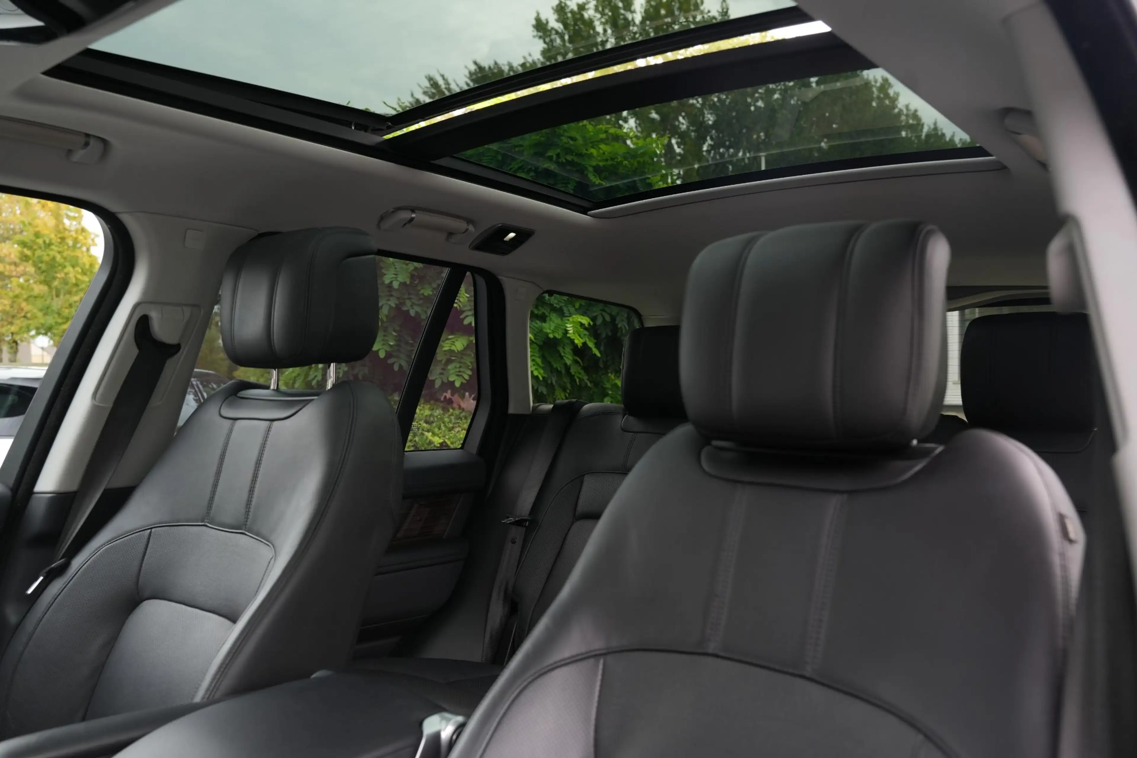 Land Rover Range Rover 5.0 V8 SC Autobiography — photo 18