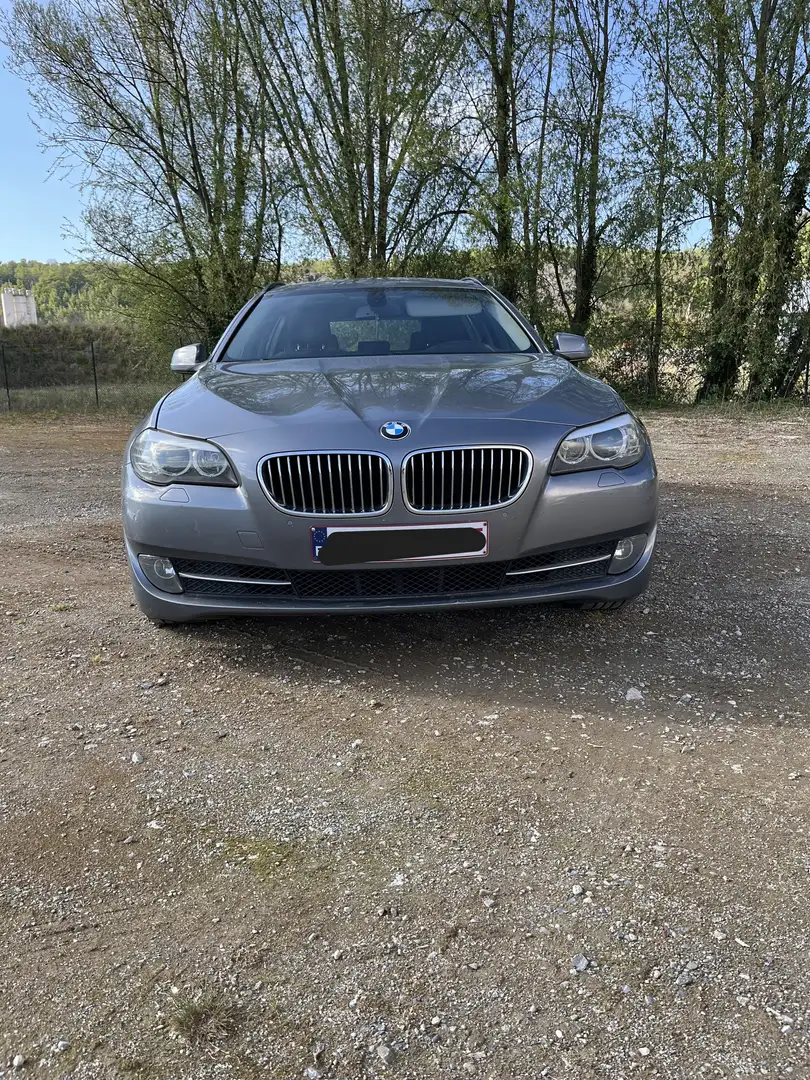 BMW 520 Touring 520dA / Xenon / GPS / Airco Grijs - 2