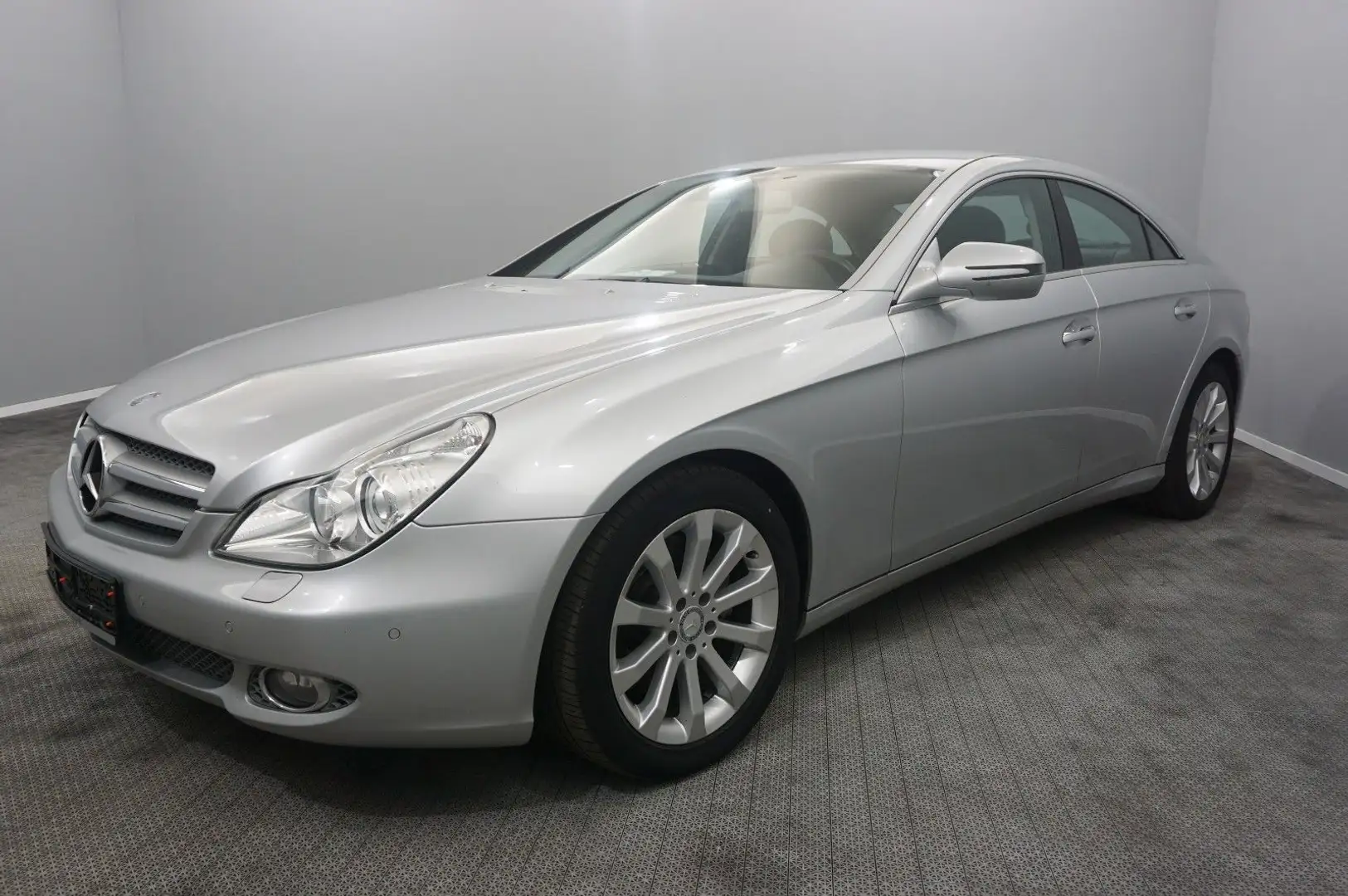 Mercedes-Benz CLS 280 B*AUTOMATIK*BI-XENON*GASUMBAU*COMAND*PDC Argento - 1