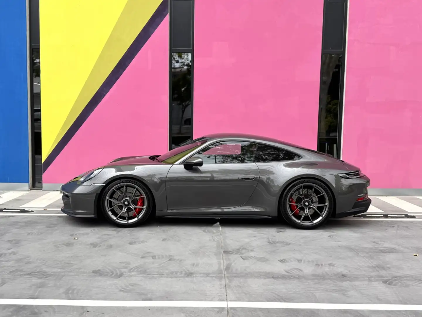 Porsche 992 GT3 Touring Package PDK Gris - 2
