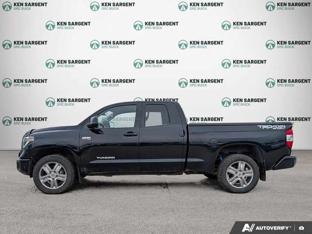 Toyota Tundra снимка Toyota Tundra