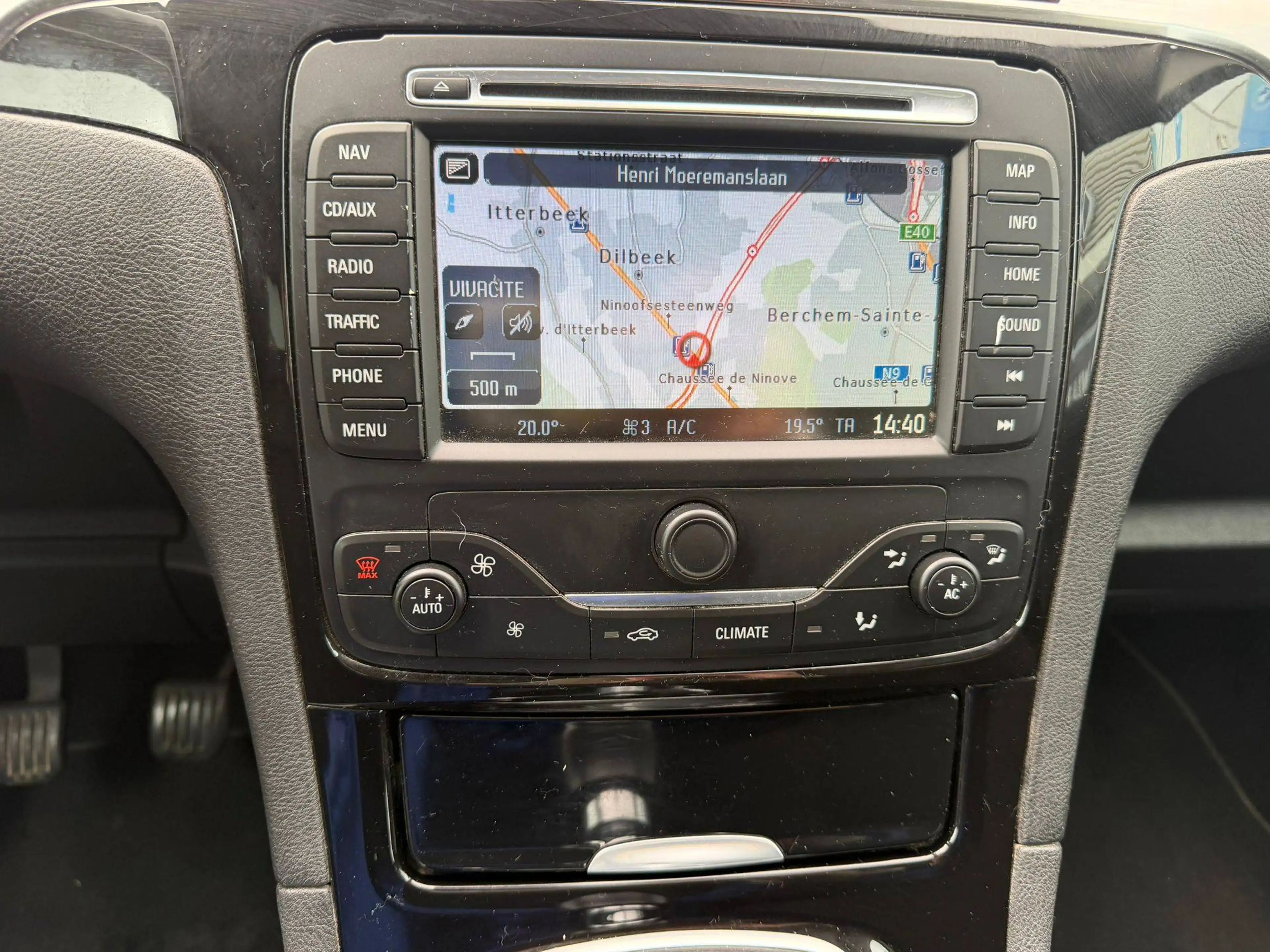 Ford S-Max S-Max 2.0 TDCi Titanium — photo 13