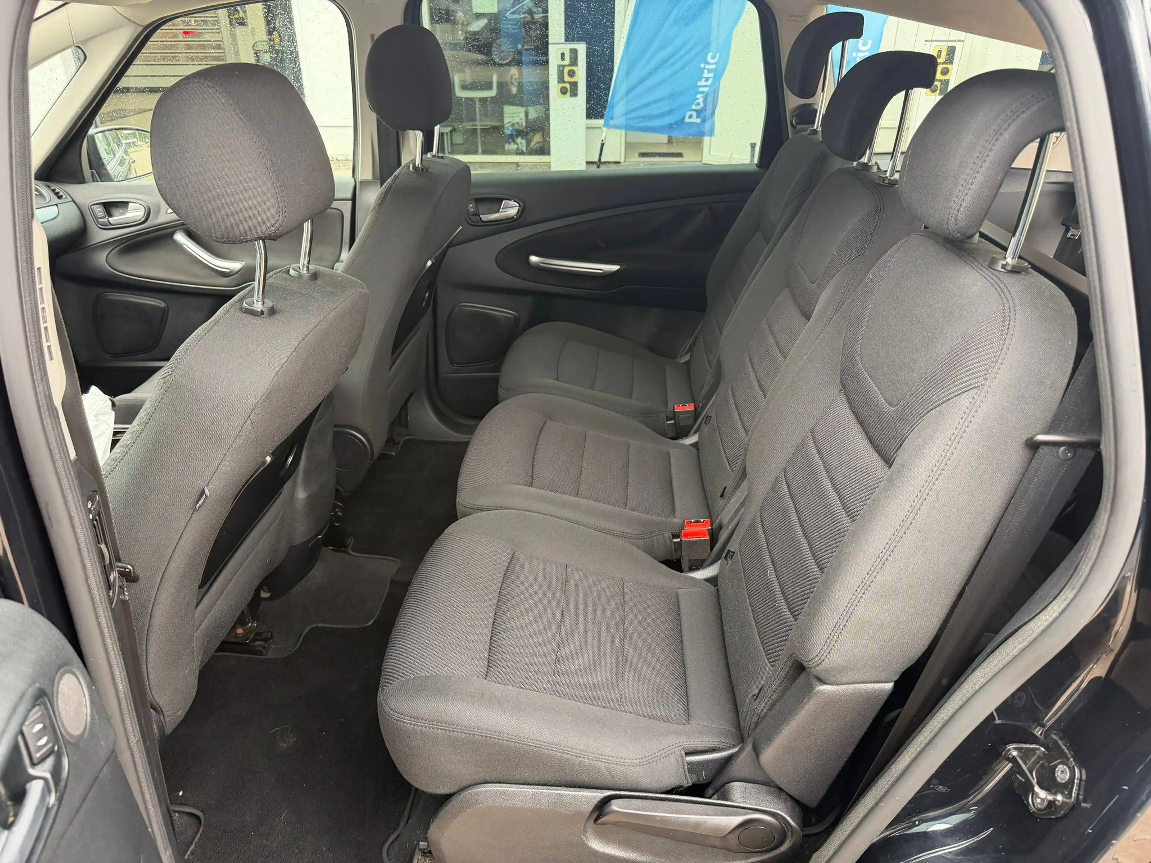 Ford S-Max S-Max 2.0 TDCi Titanium — photo 12