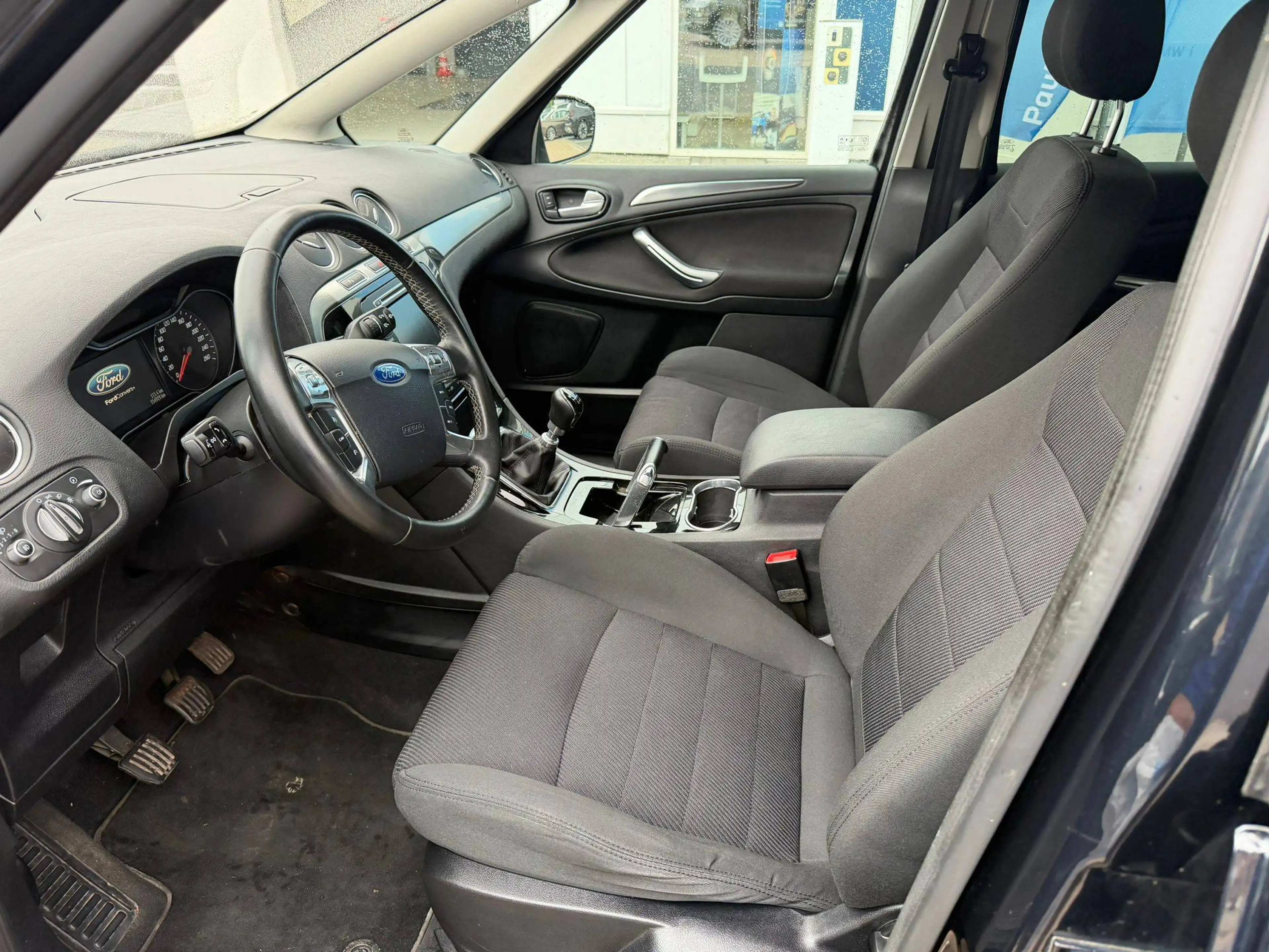 Ford S-Max S-Max 2.0 TDCi Titanium — photo 7