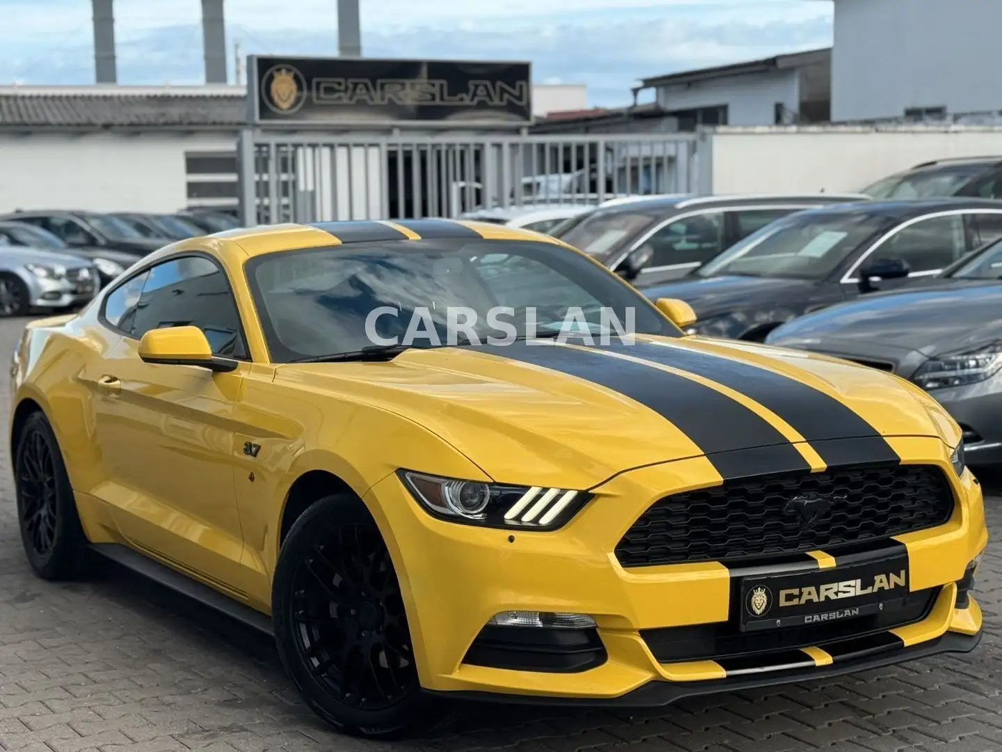 Ford Mustang 3.7 V6 LED+R.KAMERA+LEDER+Bi-XEN+KEYLESS Jaune - 1