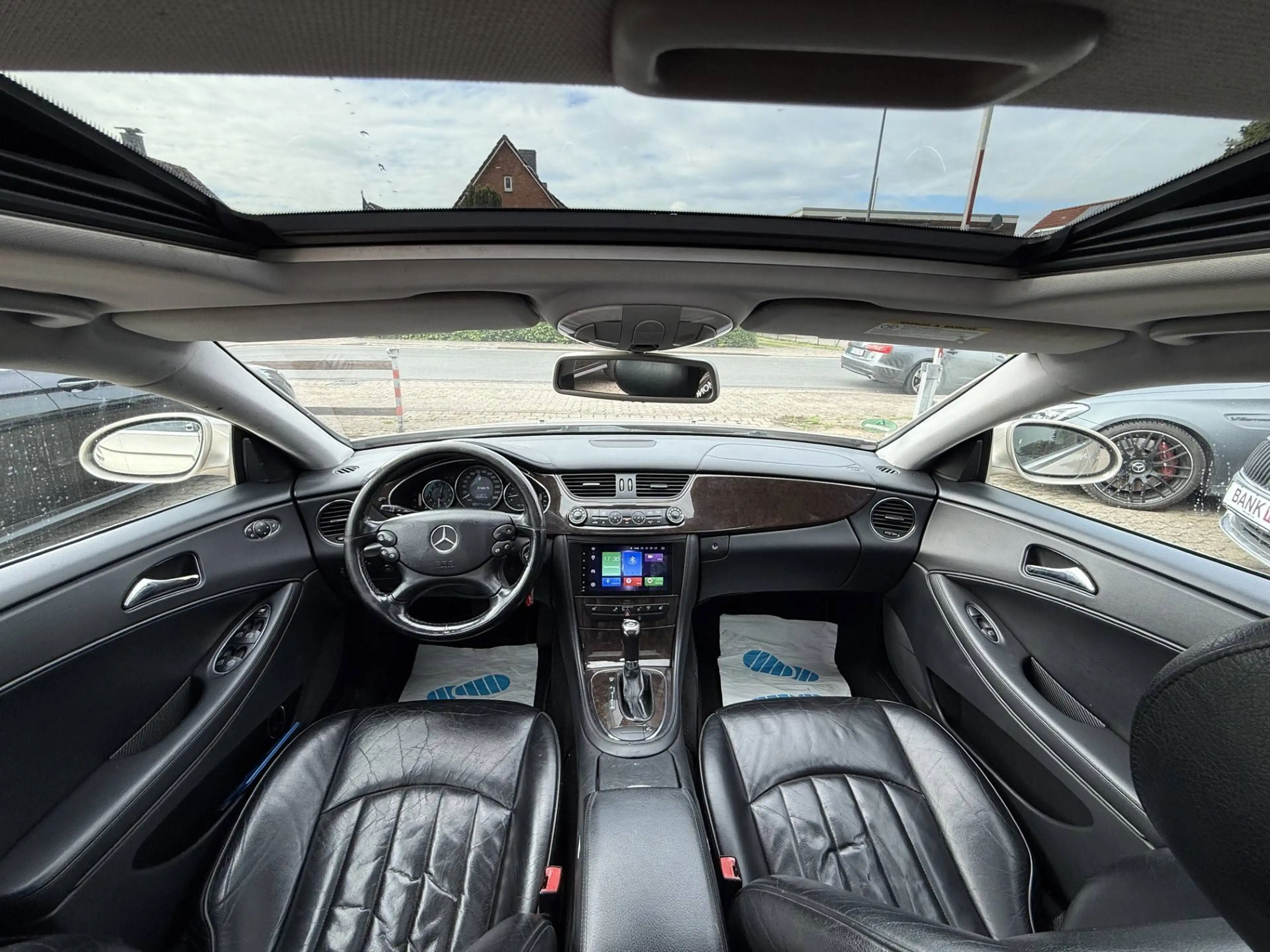 Mercedes-Benz CLS 350 CLS 350 AMG Optik LPG — photo 13