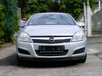 Astra Fließheck  5-Türer 1.6 Edition