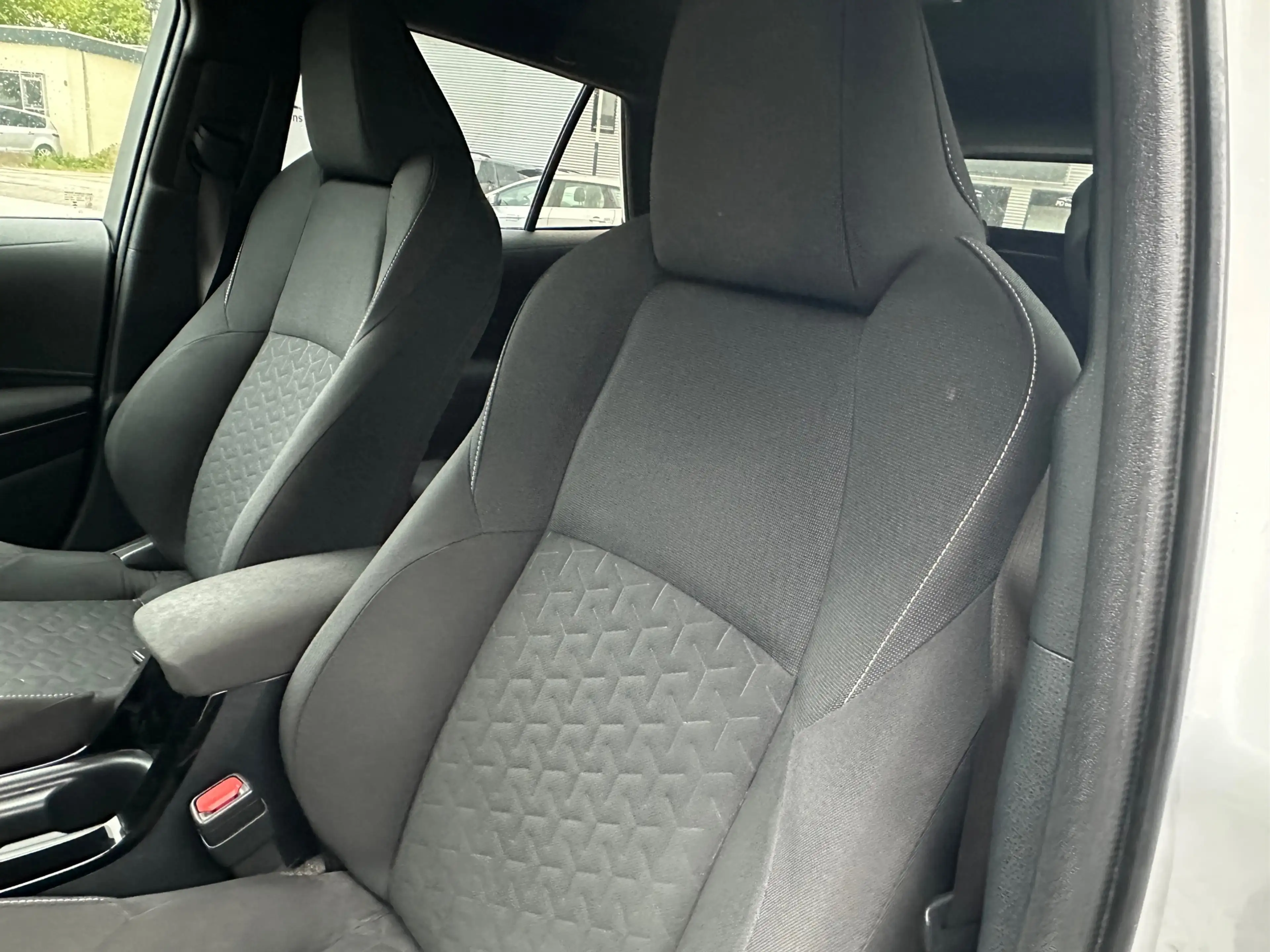 Suzuki Swace 1.8 Hybrid Select ACC|APPLE CARPLAY|STOELVRW| — photo 13