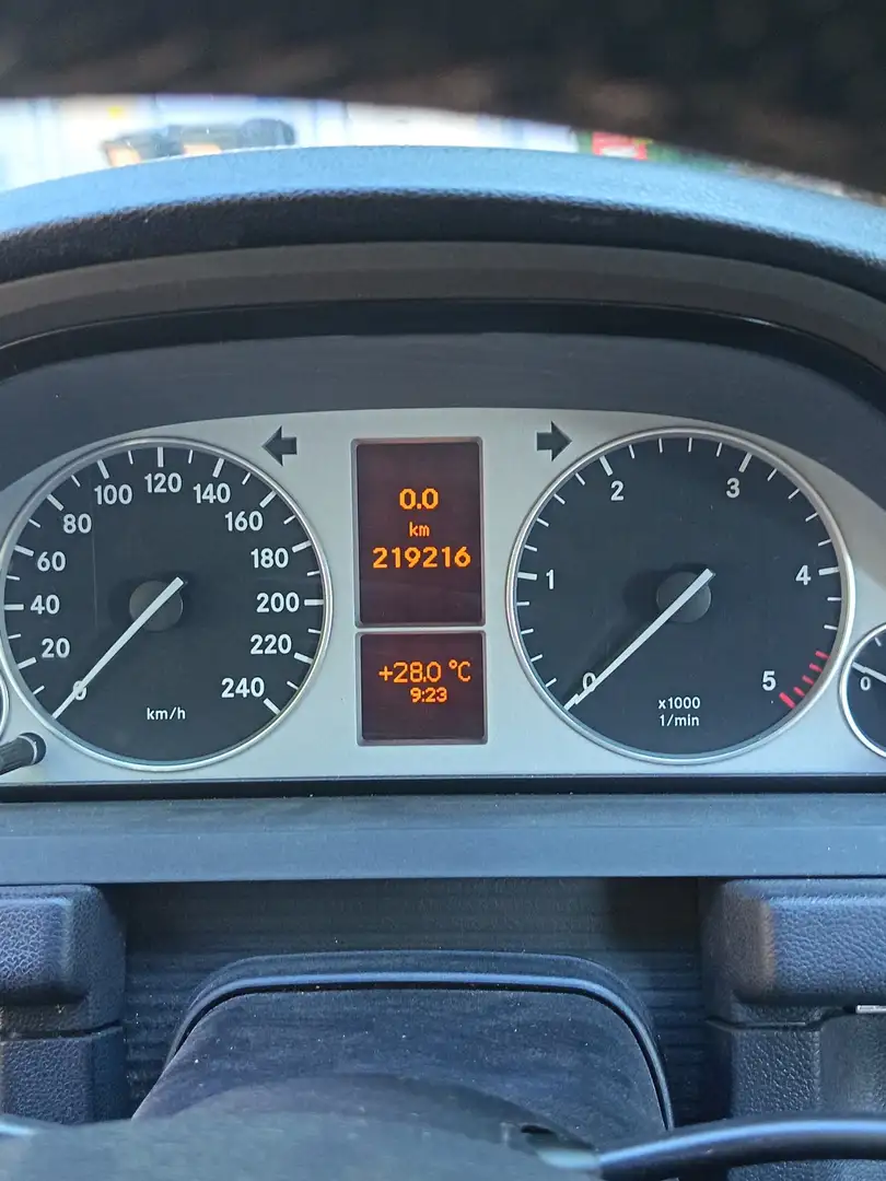 Mercedes-Benz B 200 CDI DPF Autotronic - 1
