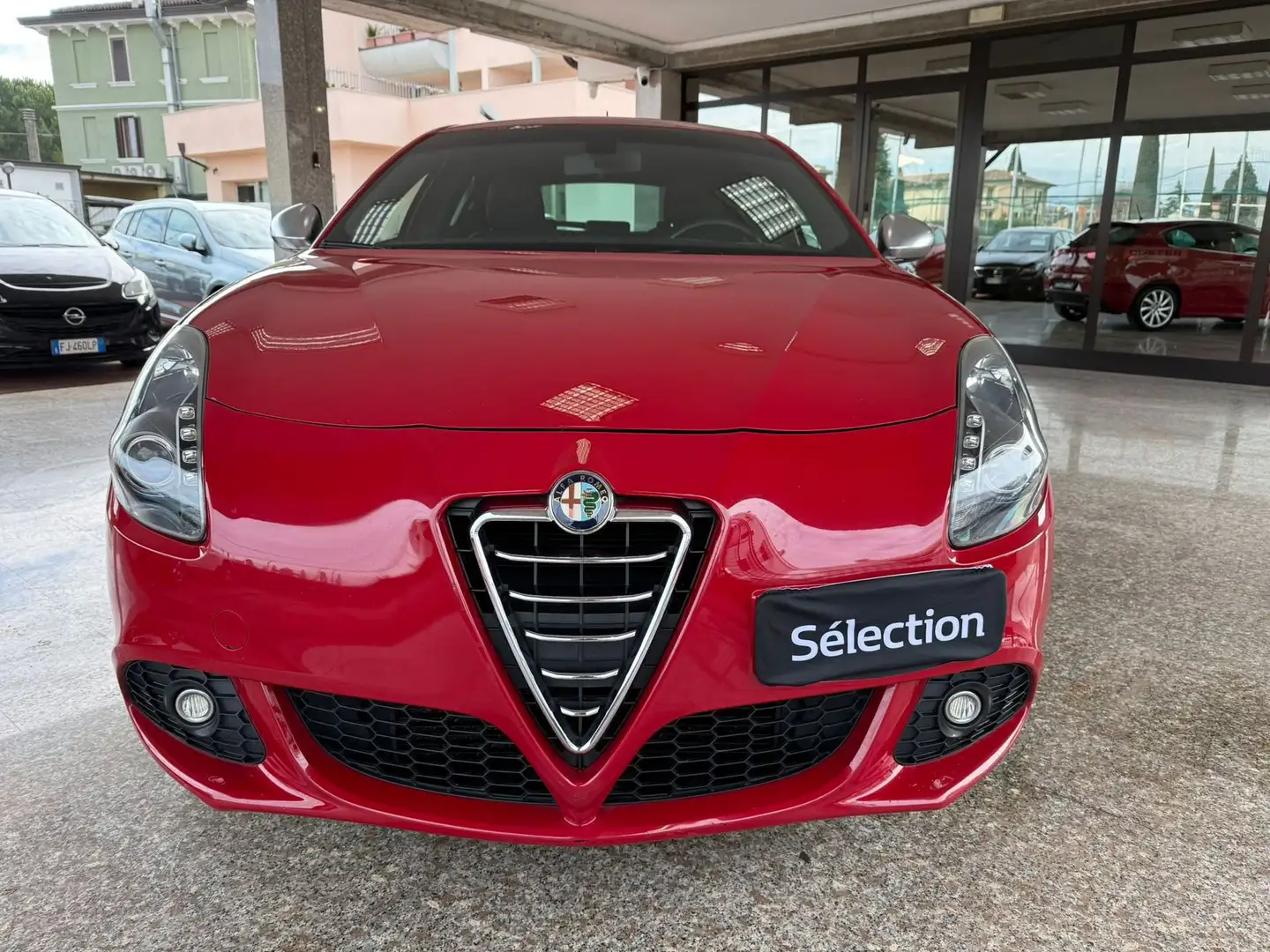 Alfa Romeo Giulietta 2.0 JTDm-2 140CV Exclusive Rouge - 2