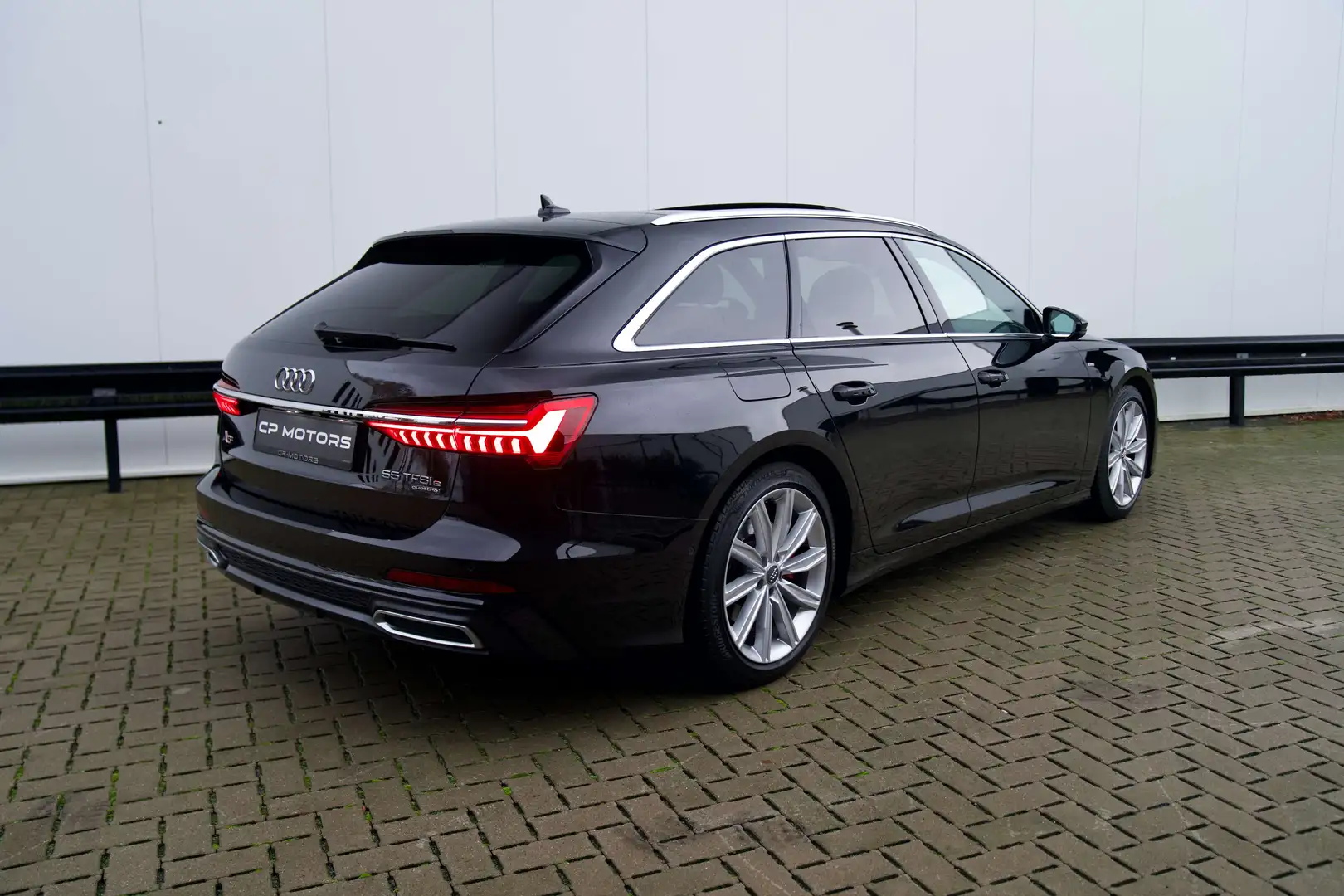 Audi A6 55 TFSIe COMPETITION S-LINE QUATTRO PANO Noir - 2
