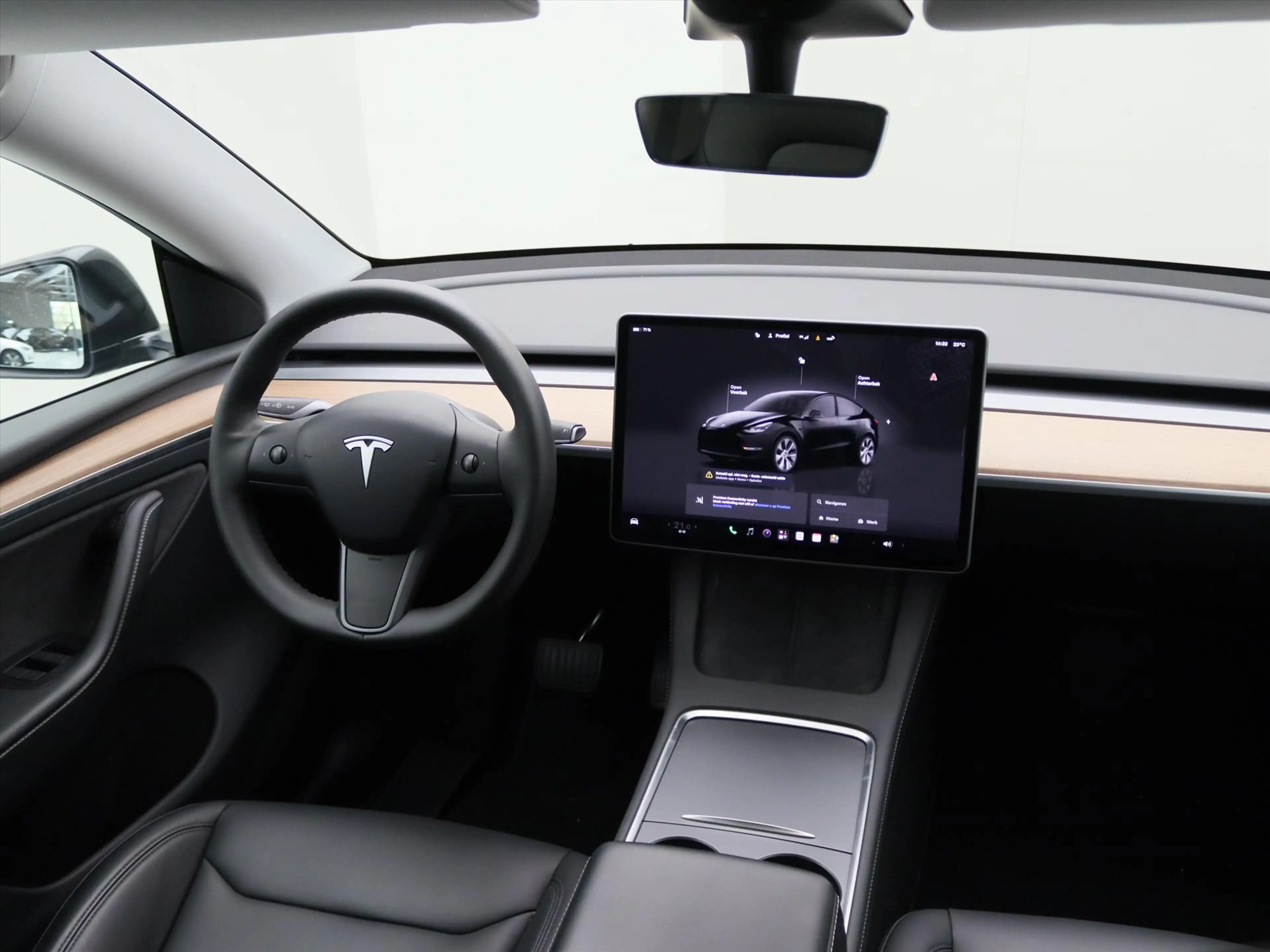 Tesla Model Y Long Range AWD 75kWh 351pk 93.7% SoH [ AMD RYZEN+A — photo 2
