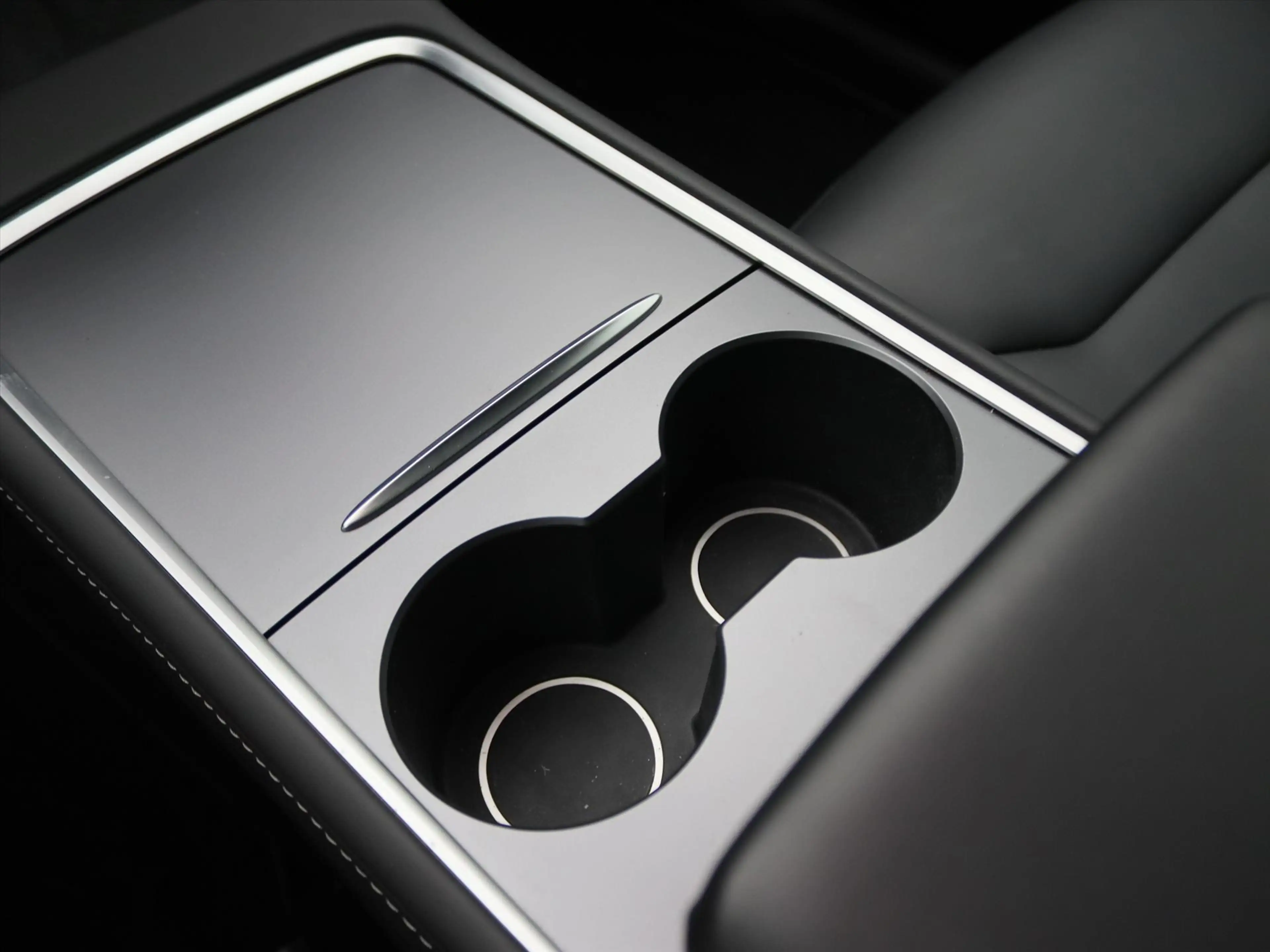 Tesla Model Y Long Range AWD 75kWh 351pk 93.7% SoH [ AMD RYZEN+A — photo 32