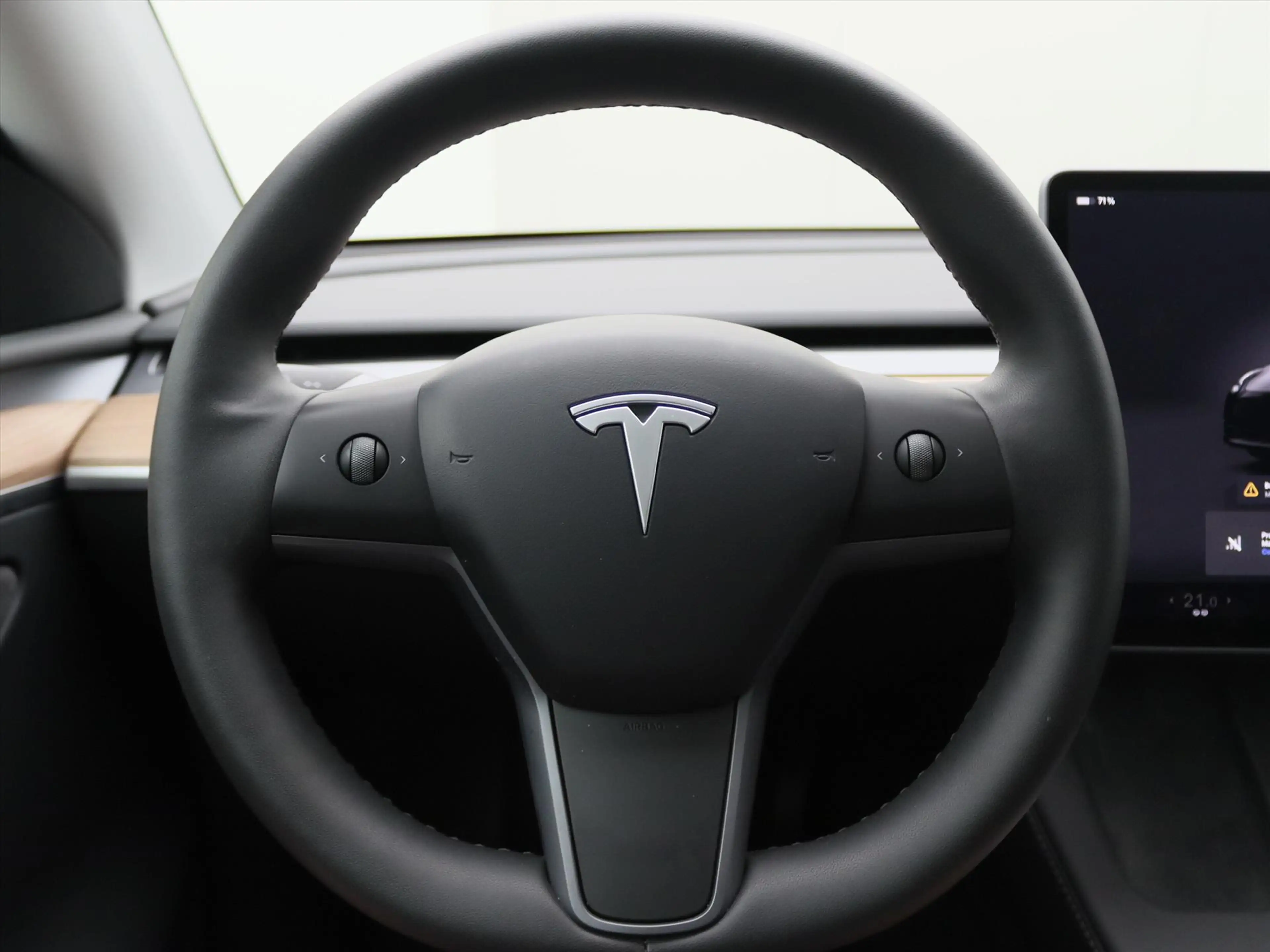 Tesla Model Y Long Range AWD 75kWh 351pk 93.7% SoH [ AMD RYZEN+A — photo 21