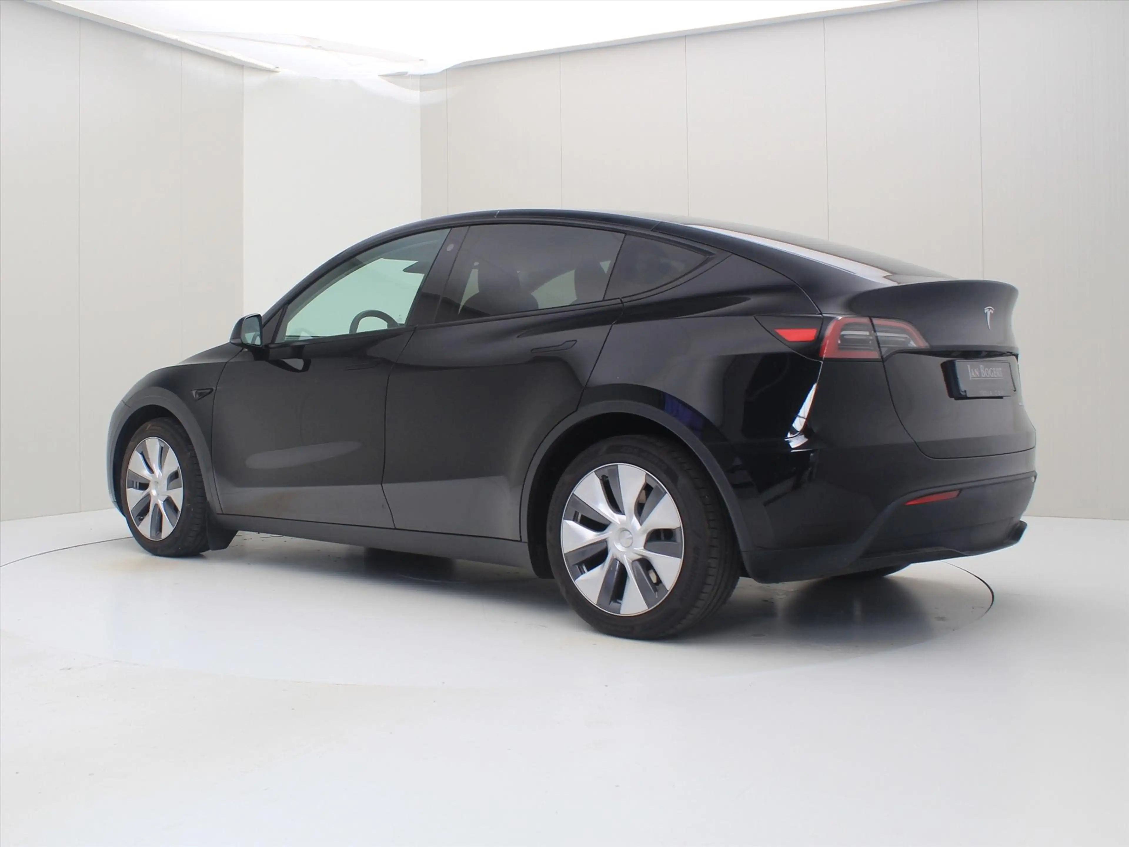 Tesla Model Y Long Range AWD 75kWh 351pk 93.7% SoH [ AMD RYZEN+A — photo 4