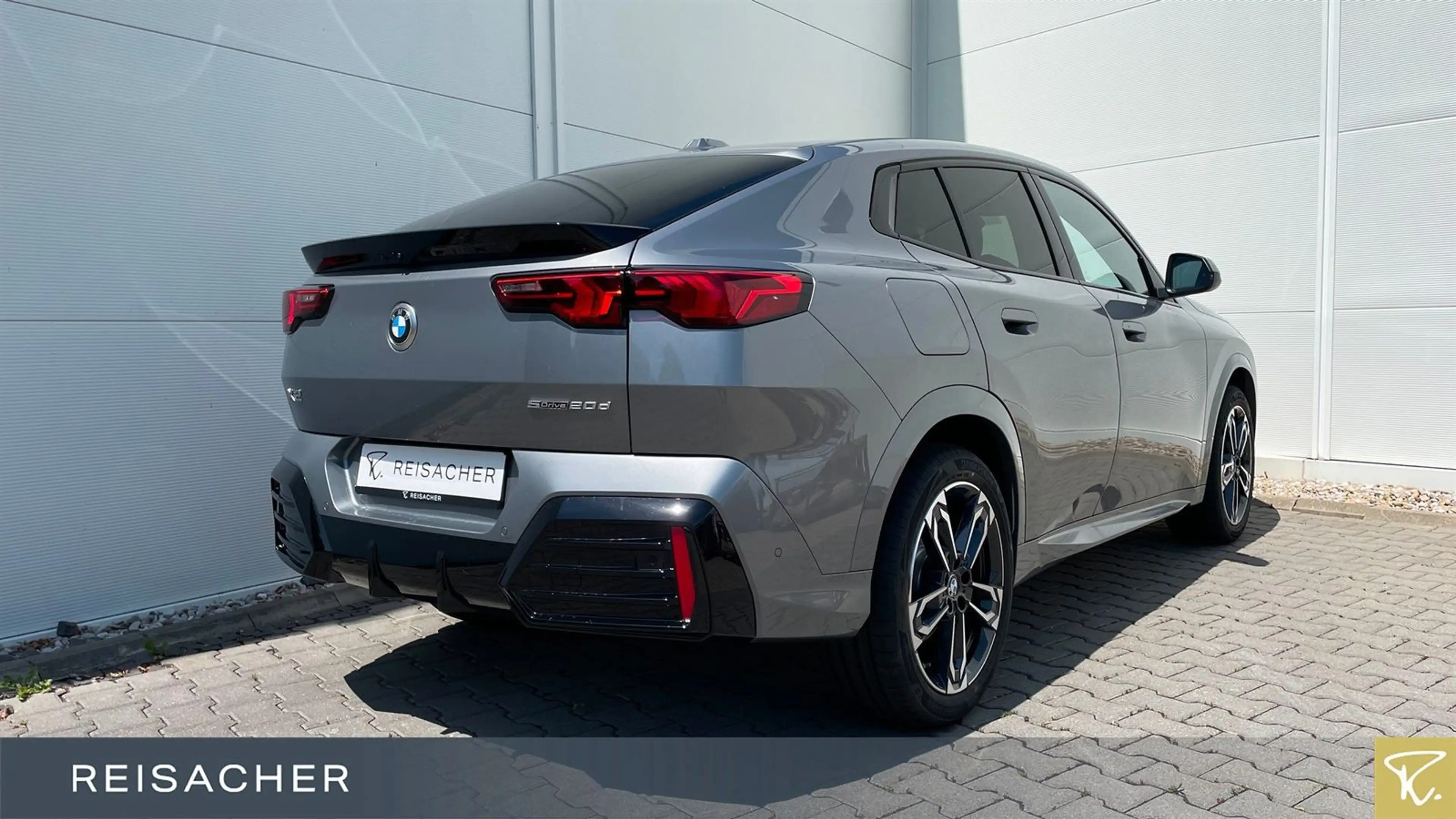 BMW X2 sDrive20d Sportpaket Fahrassistenzsysteme — photo 2