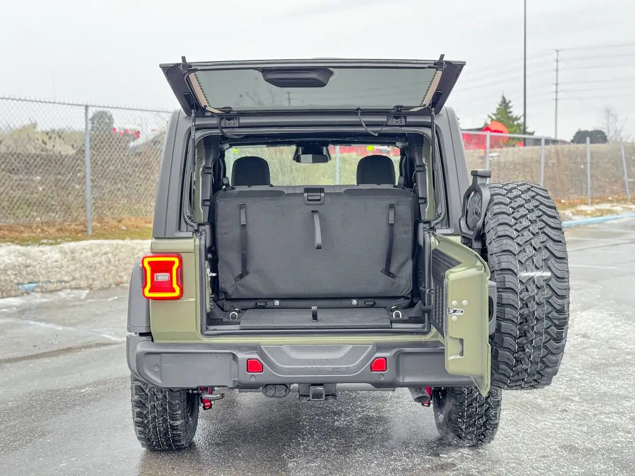 Jeep Wrangler снимка Jeep Wrangler