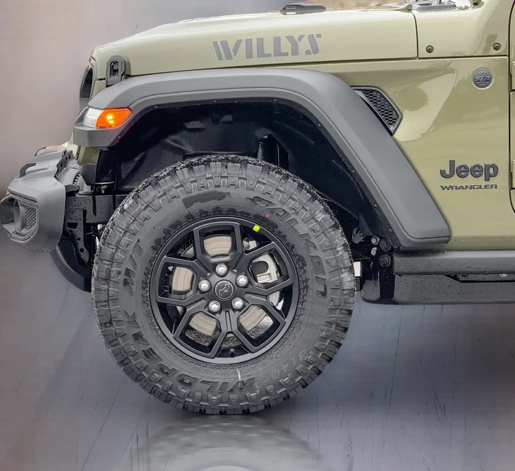 Jeep Wrangler снимка Jeep Wrangler
