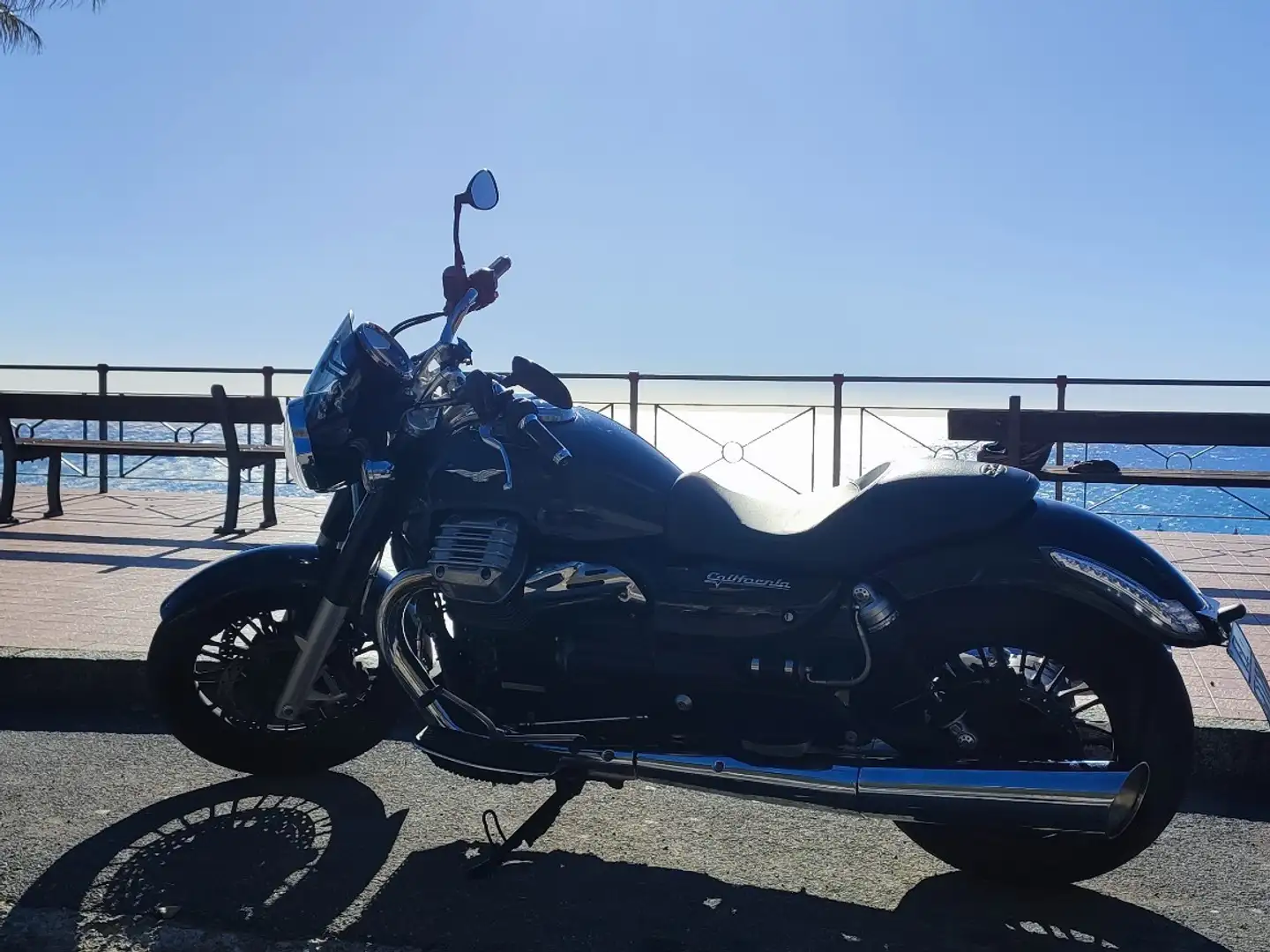 Moto Guzzi California 1400 custom Black - 2