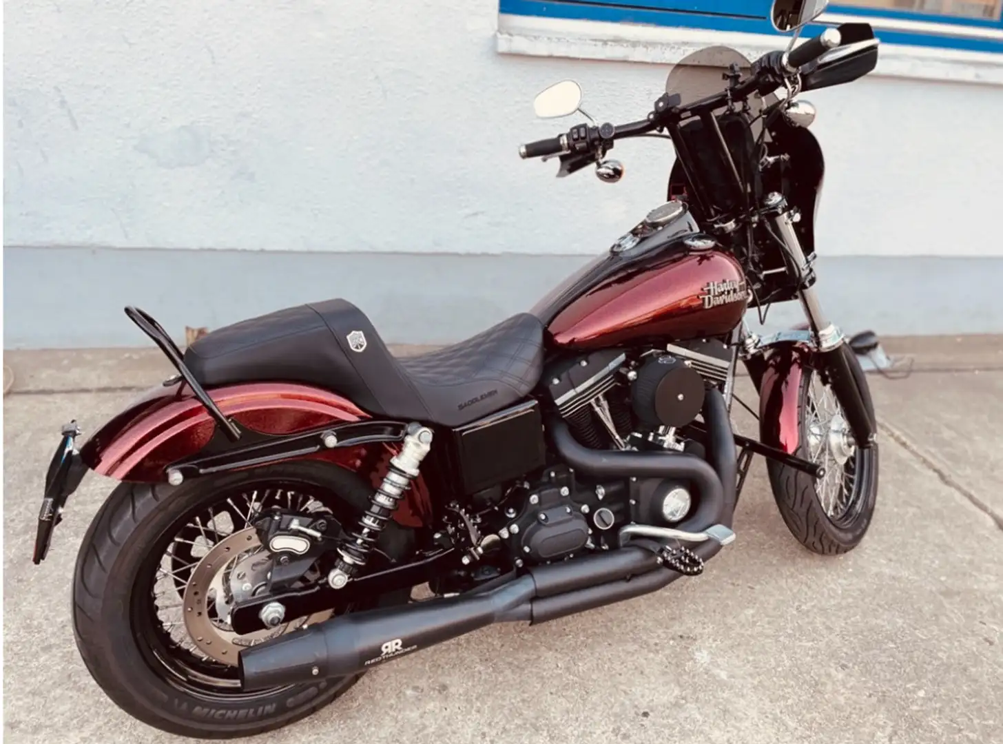 Harley-Davidson Dyna Street Bob Clubstyle Roşu - 1