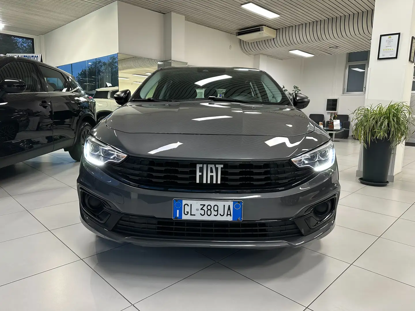 Fiat Tipo SW 1.6MJT 131 CV APPLE/ANDROID FULL OPTIONAL Grigio - 2
