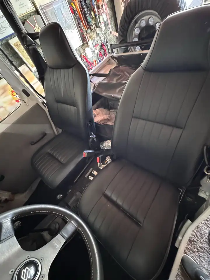 Suzuki LJ 80 Geländewagen, foto 8