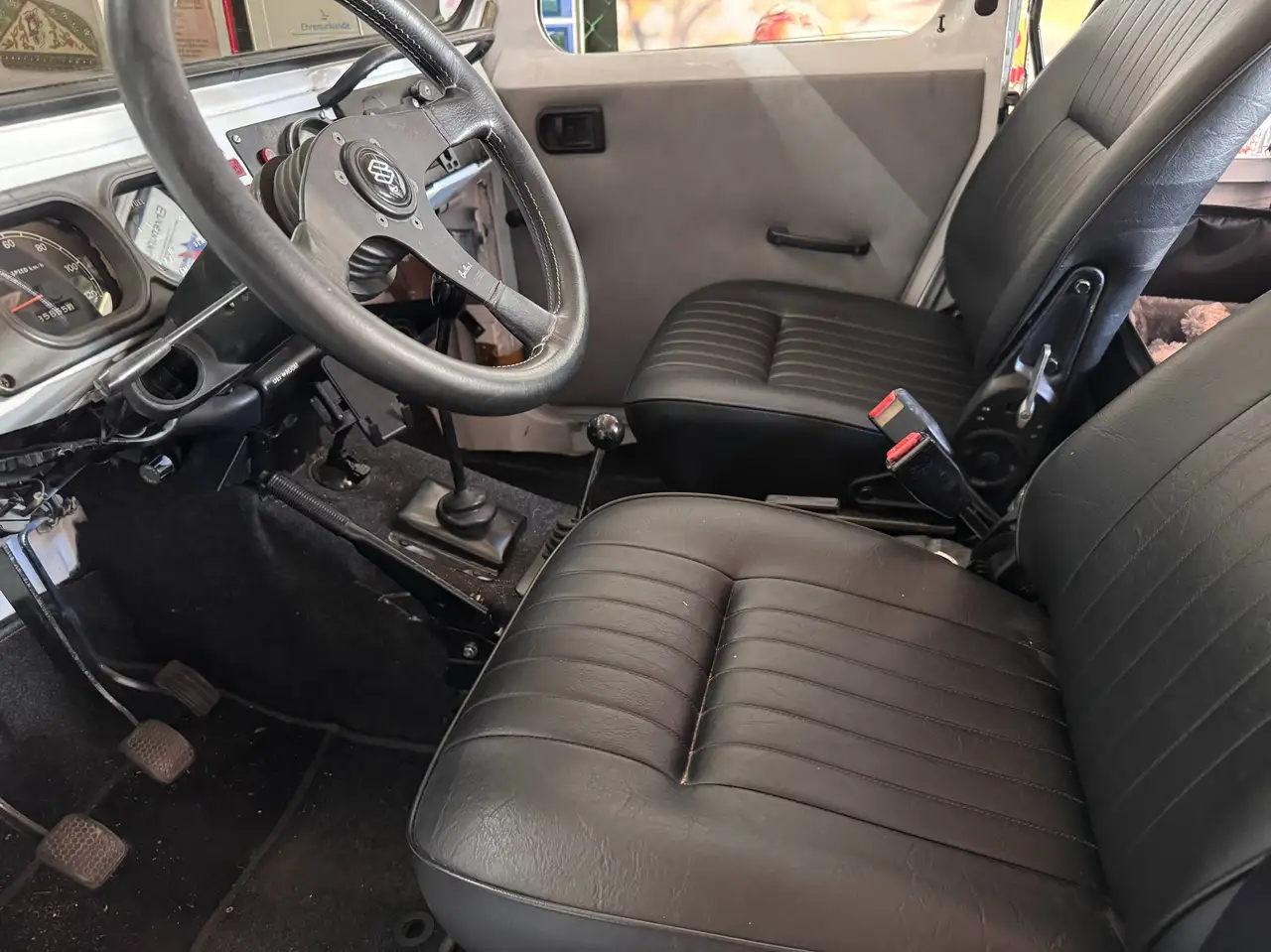Suzuki LJ 80 Geländewagen, foto 9
