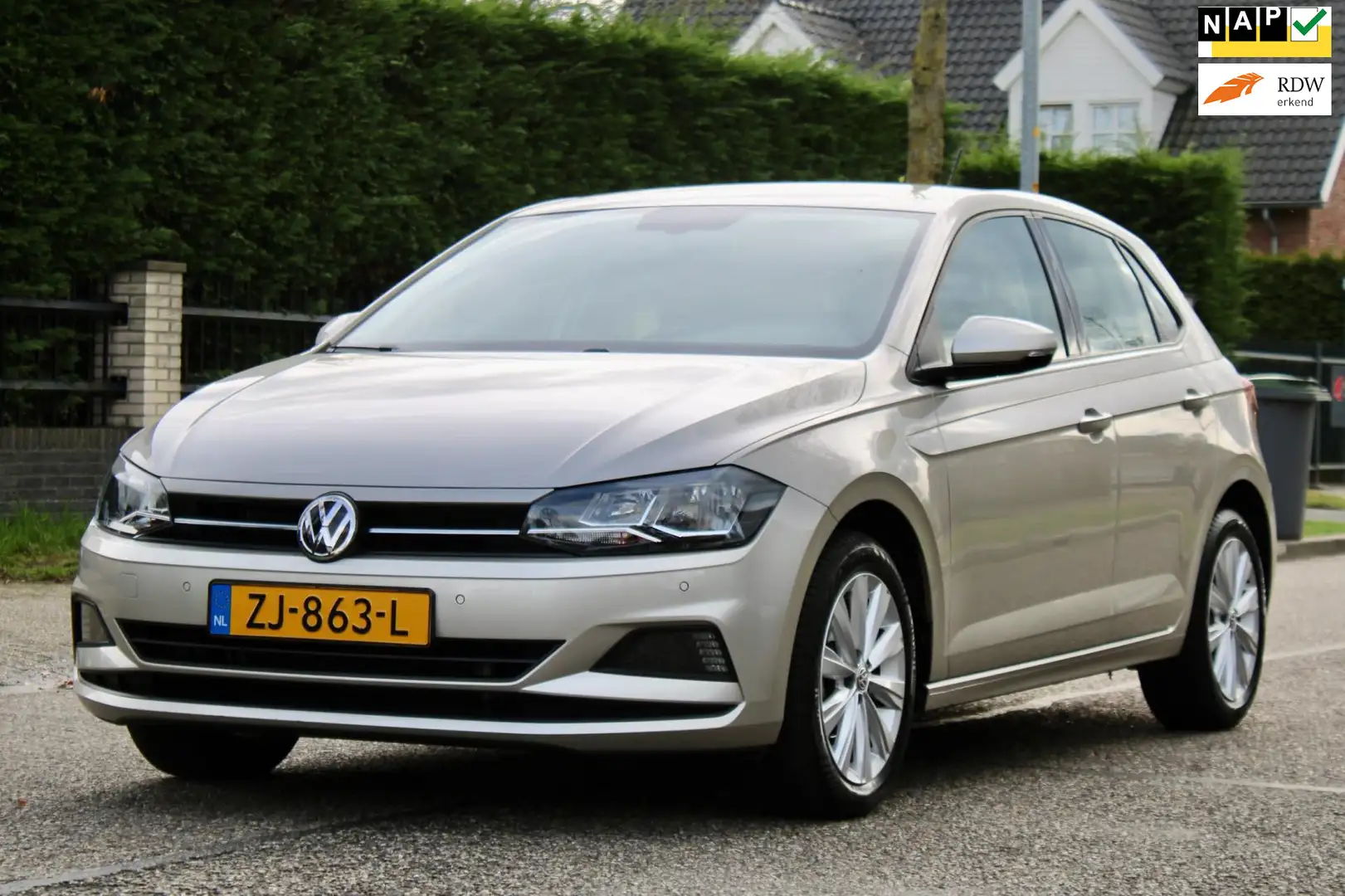 Volkswagen Polo 1.0 TSI Beats | AUTOMAAT | CARPLAY | NAVI | CLIMA Grijs - 1