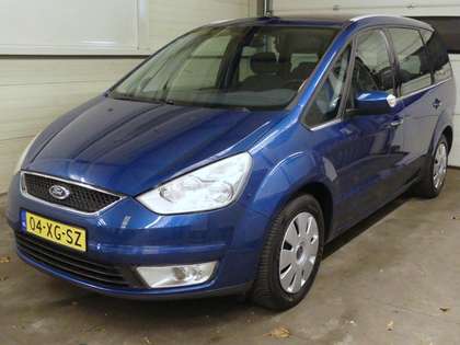 Ford Galaxy 2.0-16V Ghia - 7 persoons - APK 2025 - Nette auto!