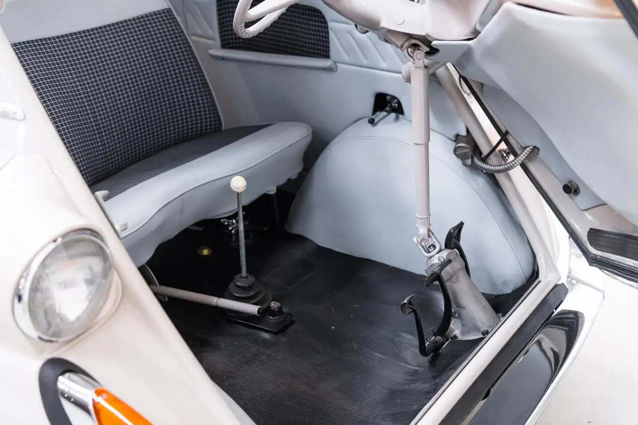 BMW 600 Isetta - Matching Numbers - Nut & Bolt Restore, foto 11