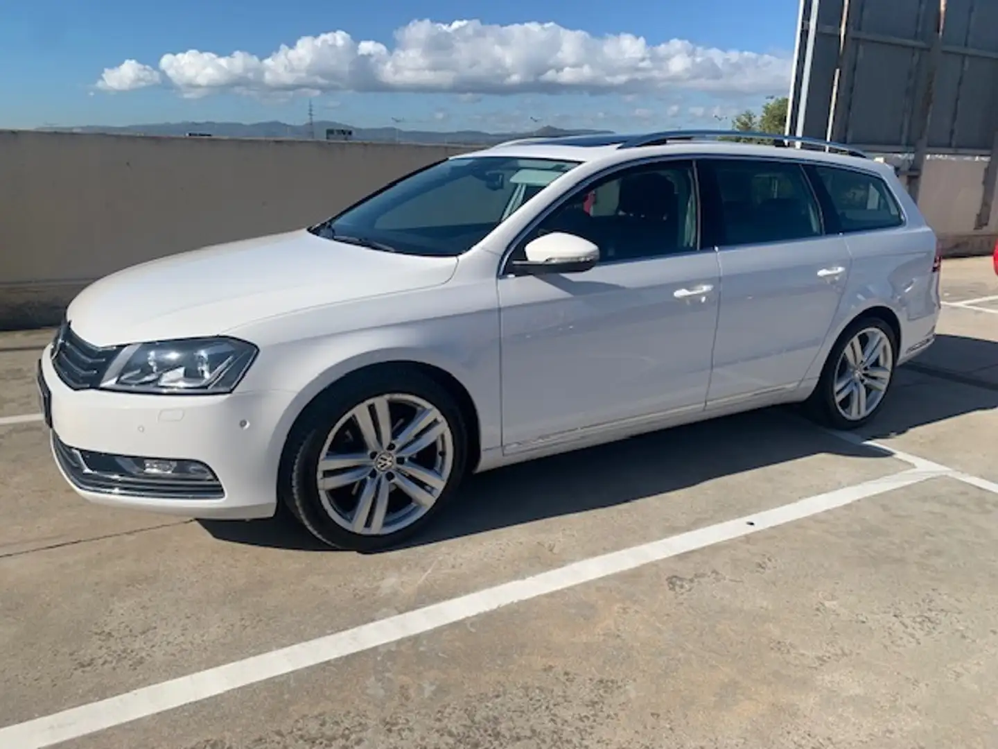 Volkswagen Passat Variant 2.0TDI Highline BMT DSG 177 Blanco - 1