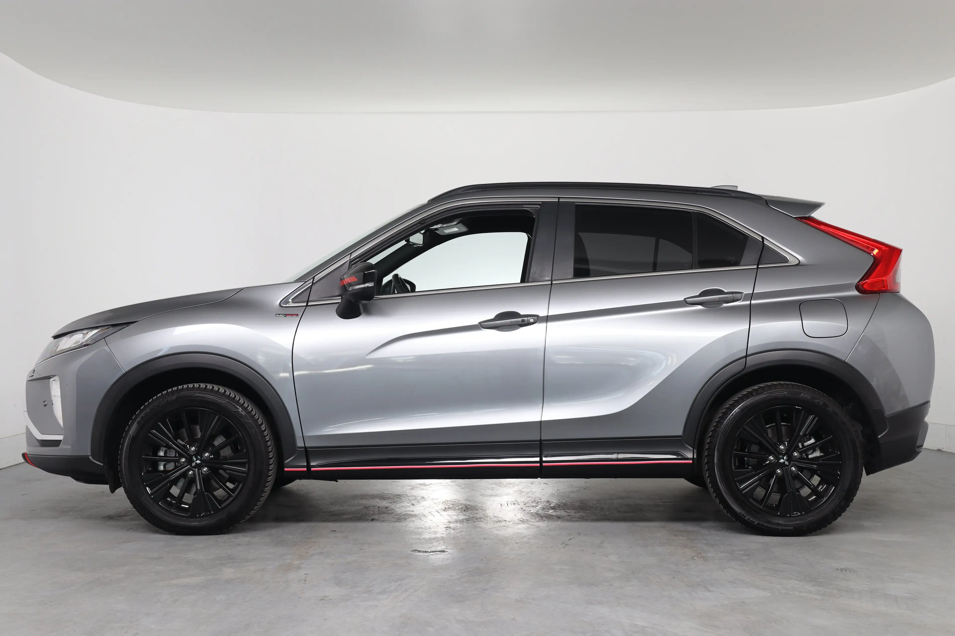 Mitsubishi Eclipse Cross 1.5 DI-T Black Edition Automaat | Trekhaak Afneemb — photo 2