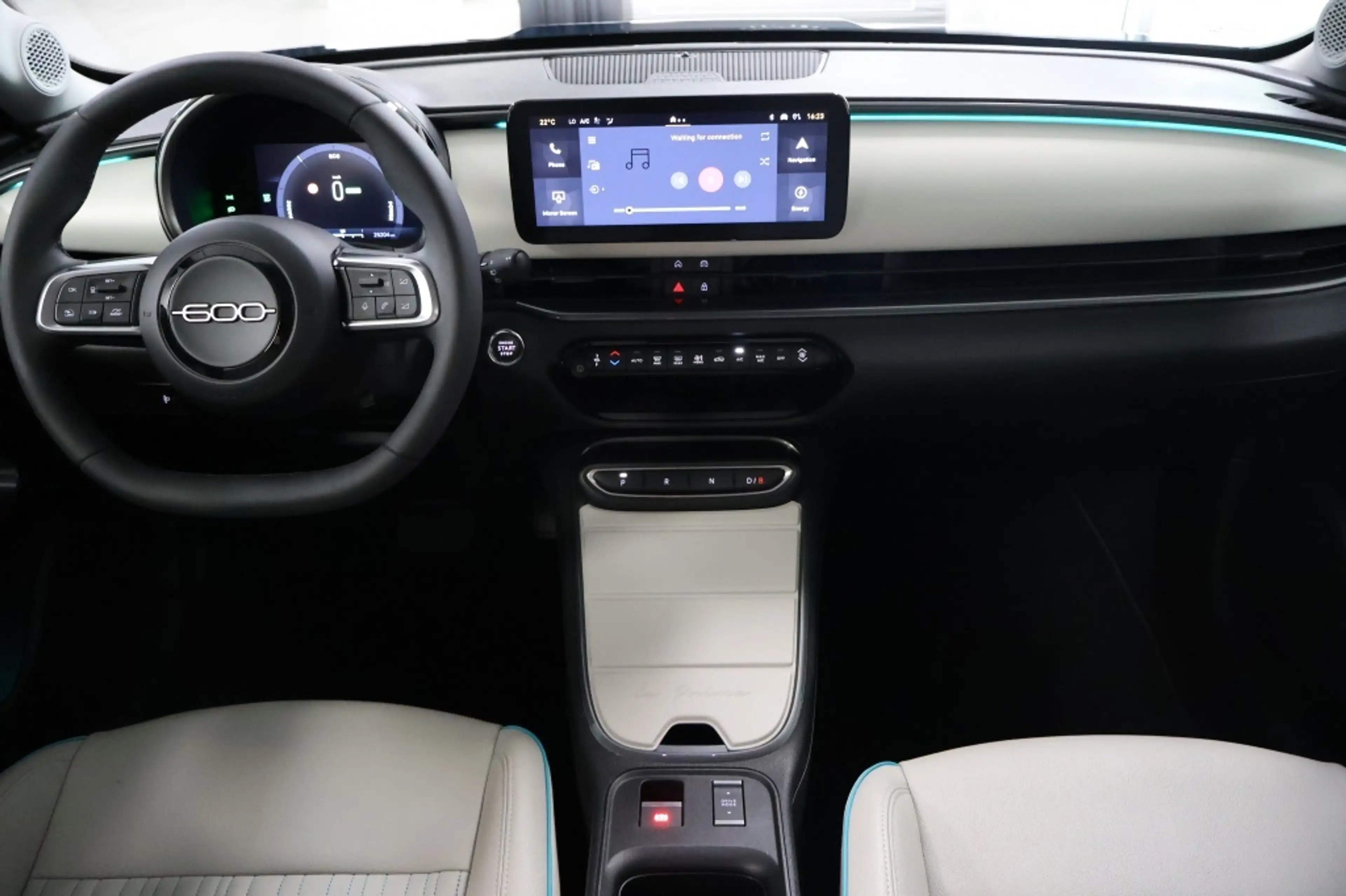 Fiat 600e La Prima 54 kWh — photo 6