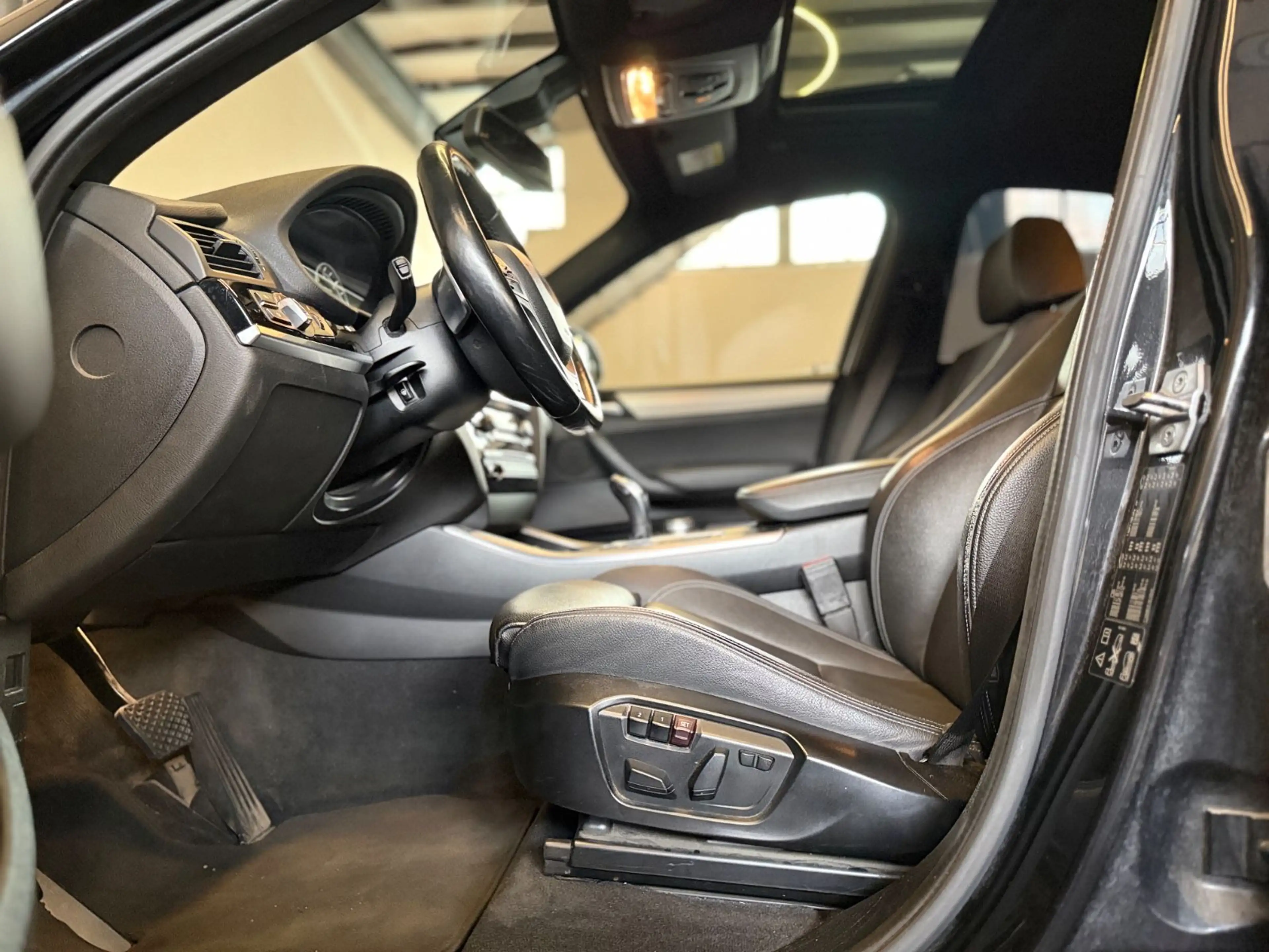 BMW X4 xDrive 30 d Schiebedach/Aus 2.Hand Gepflegt — photo 15