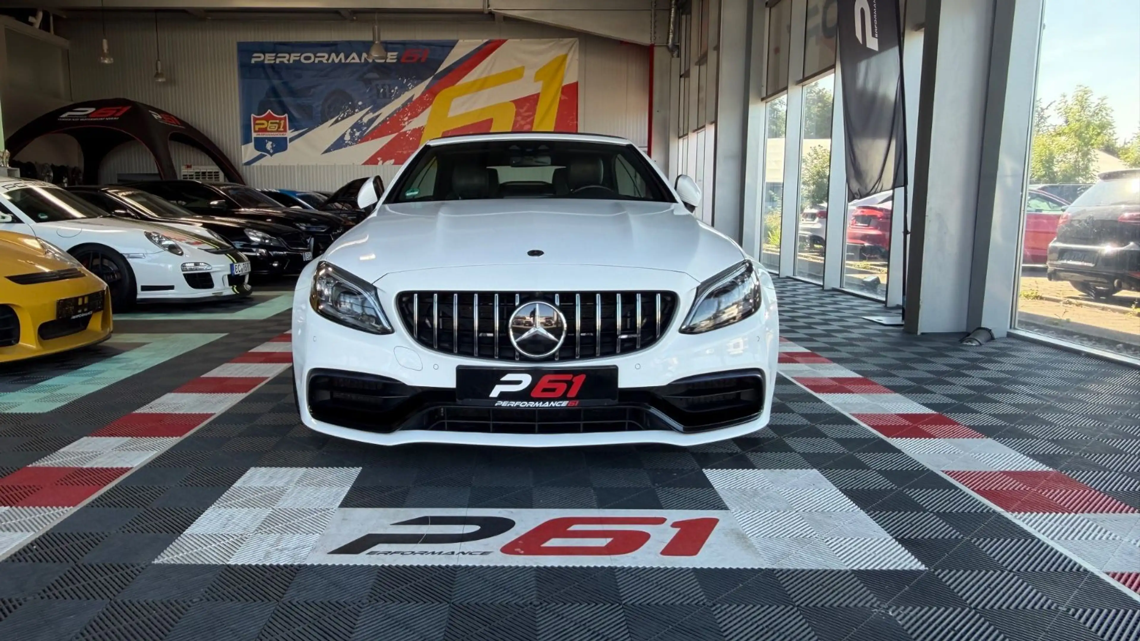 Mercedes-Benz C 63 AMG S Cabrio/Carbon/360/Sitzklima/Burmester — photo 6