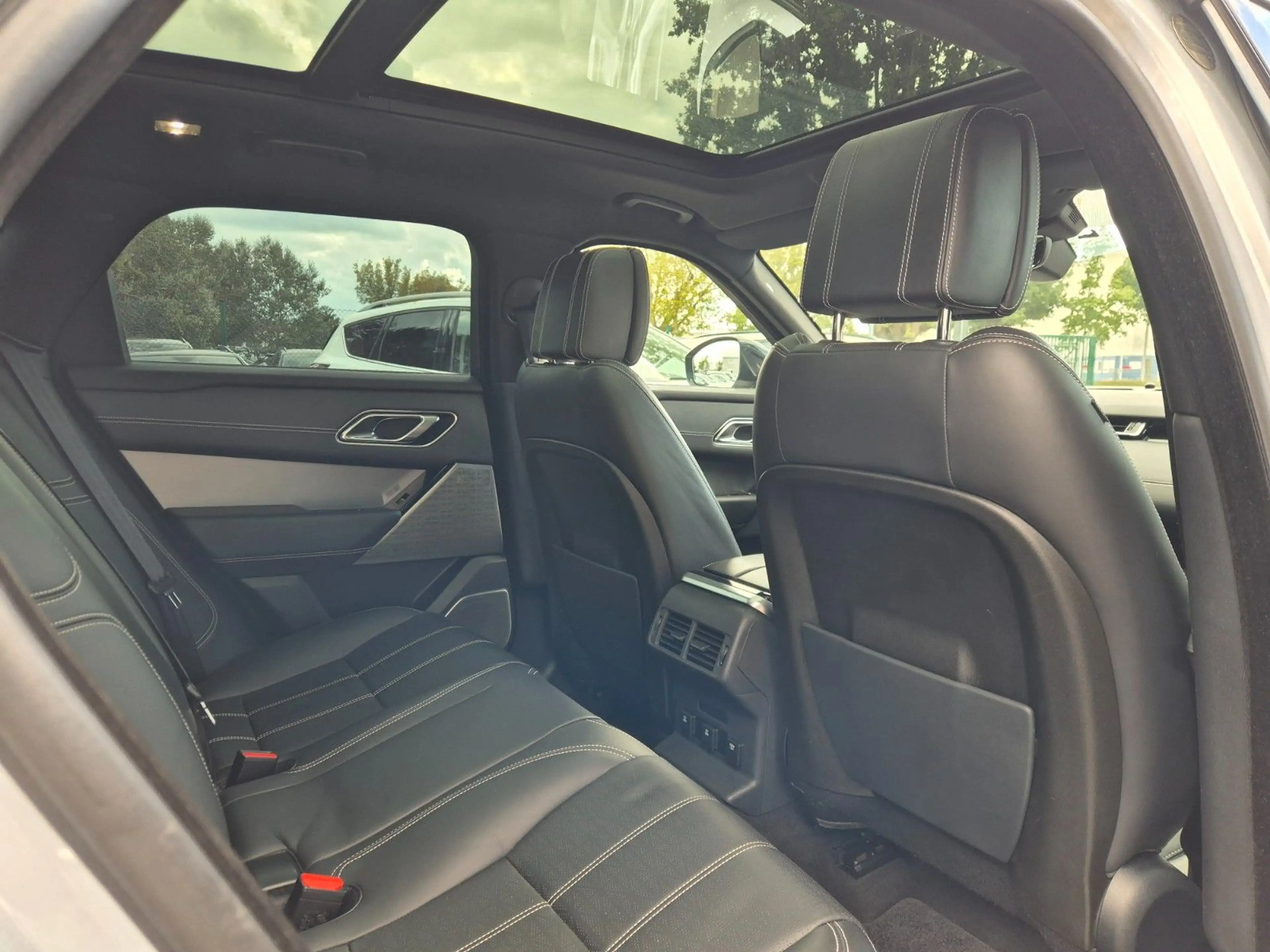 Land Rover Range Rover Velar HSE *Vollausstattung — photo 13